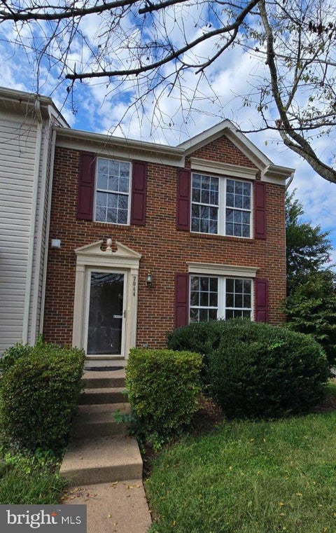 Townhouse For Rent - 7044 Rogue Lane<br/> GAINESVILLE, VA 20155