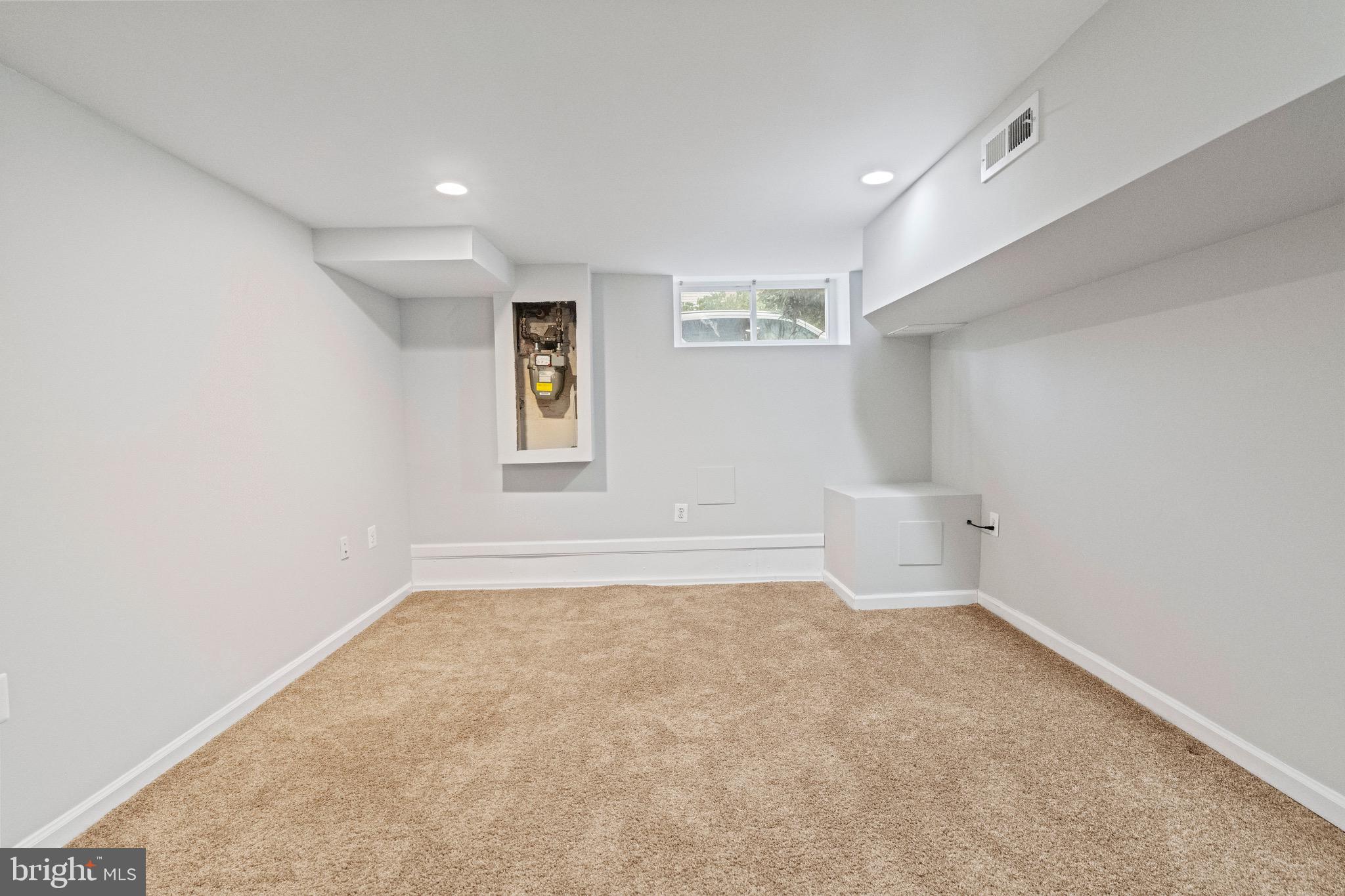 PATTERSON PARK - Residential Lease