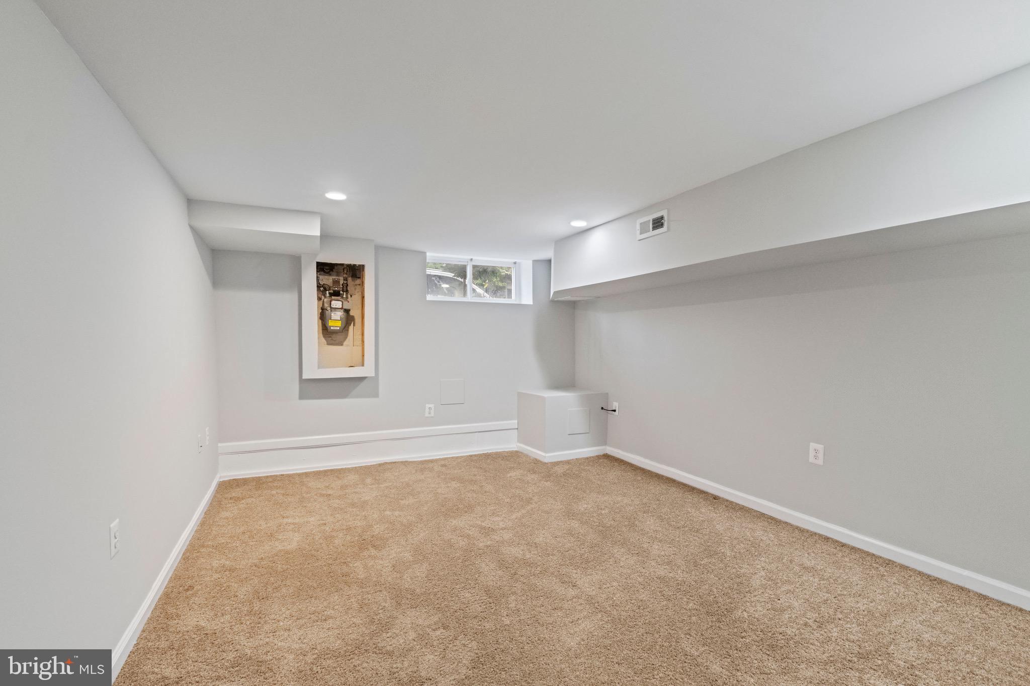 PATTERSON PARK - Residential Lease