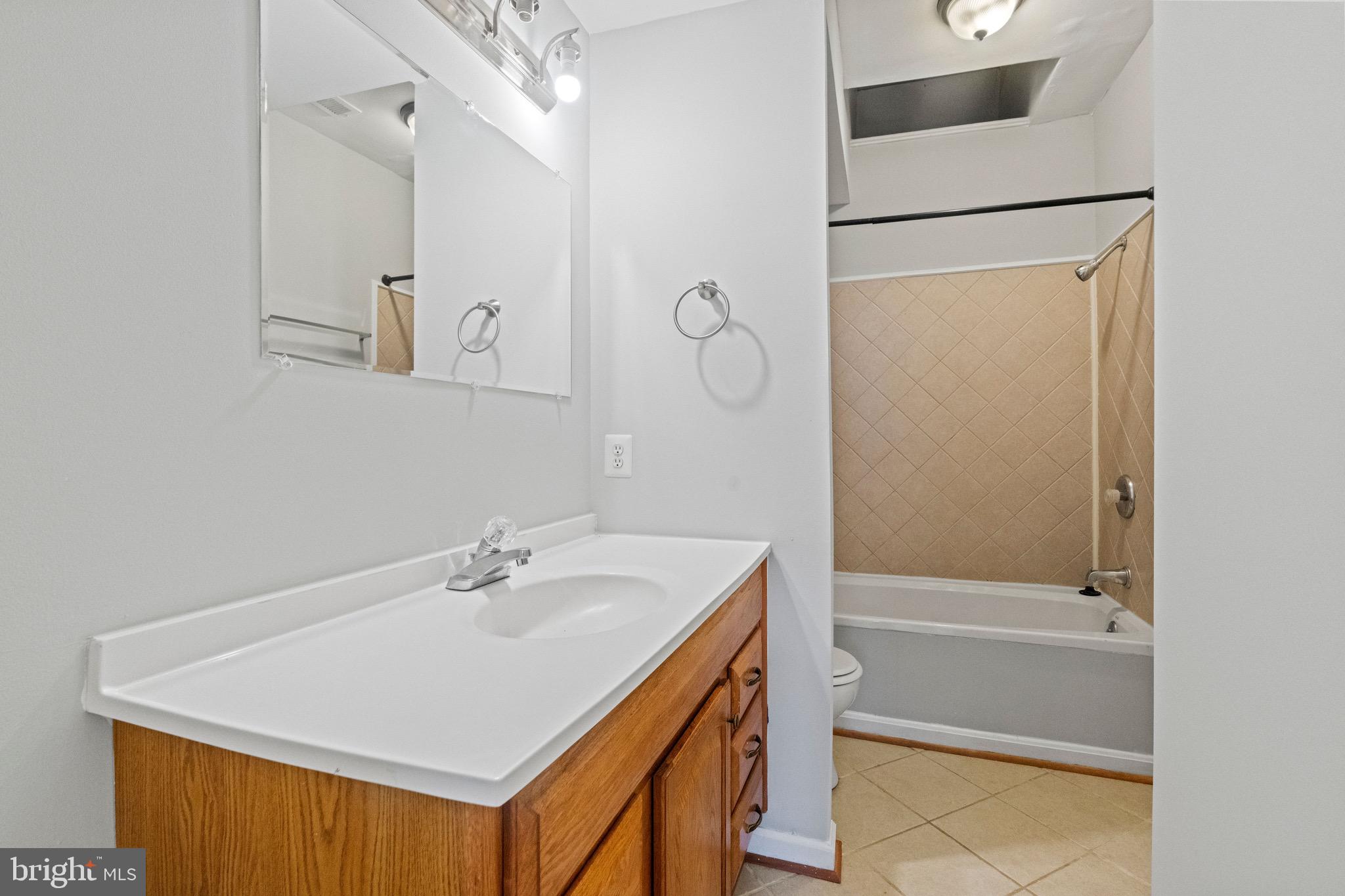 PATTERSON PARK - Residential Lease