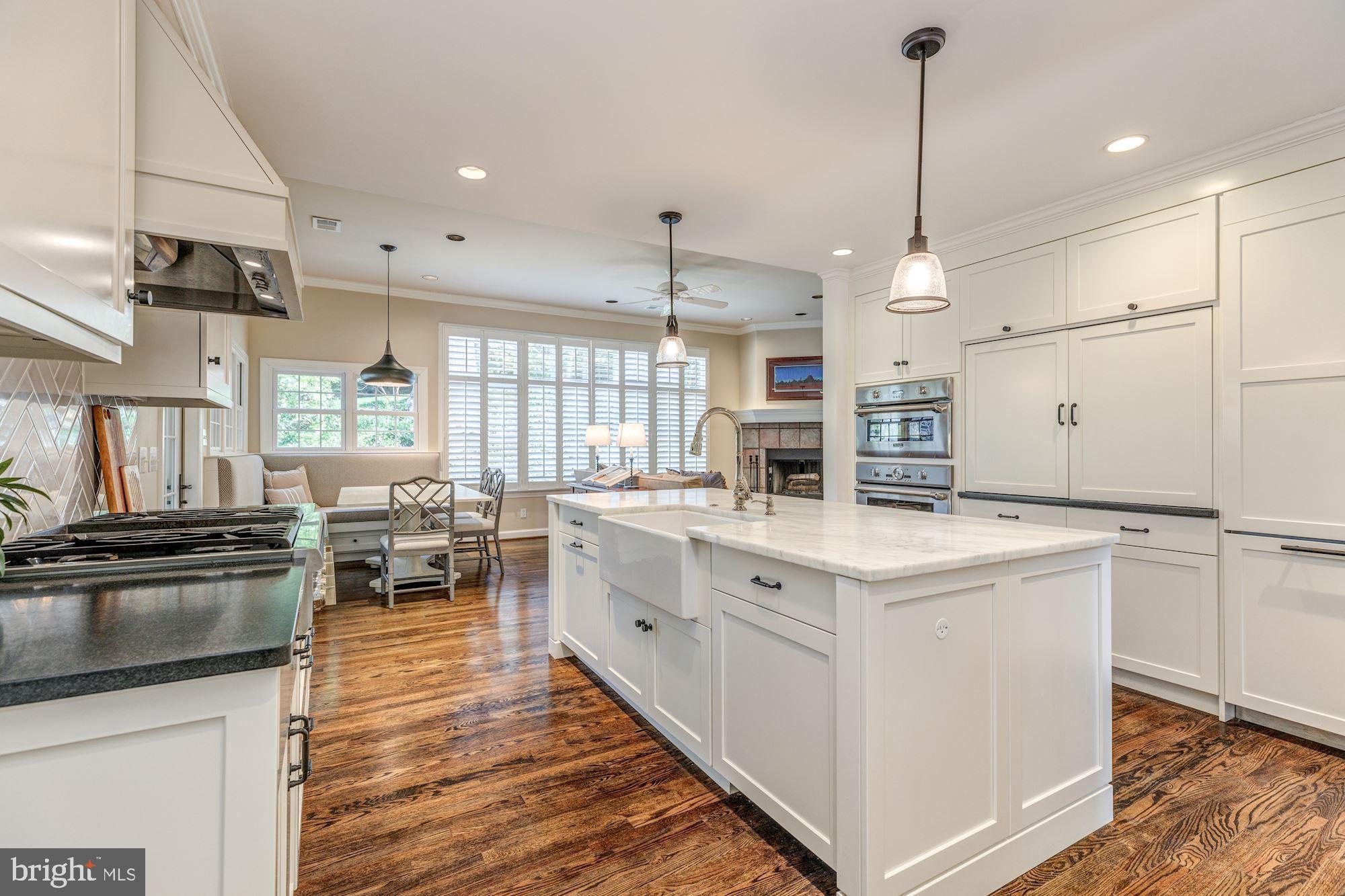 BELLEVUE FOREST - Residential