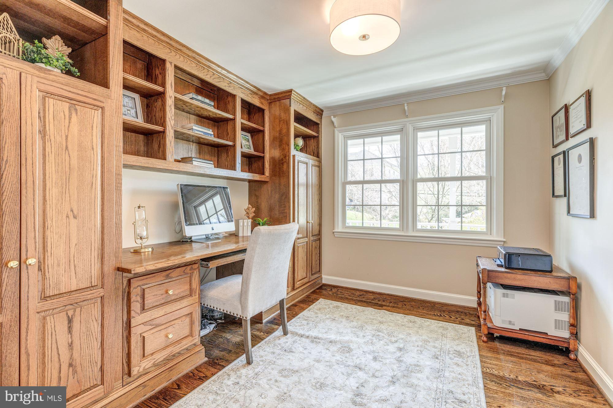 BELLEVUE FOREST - Residential