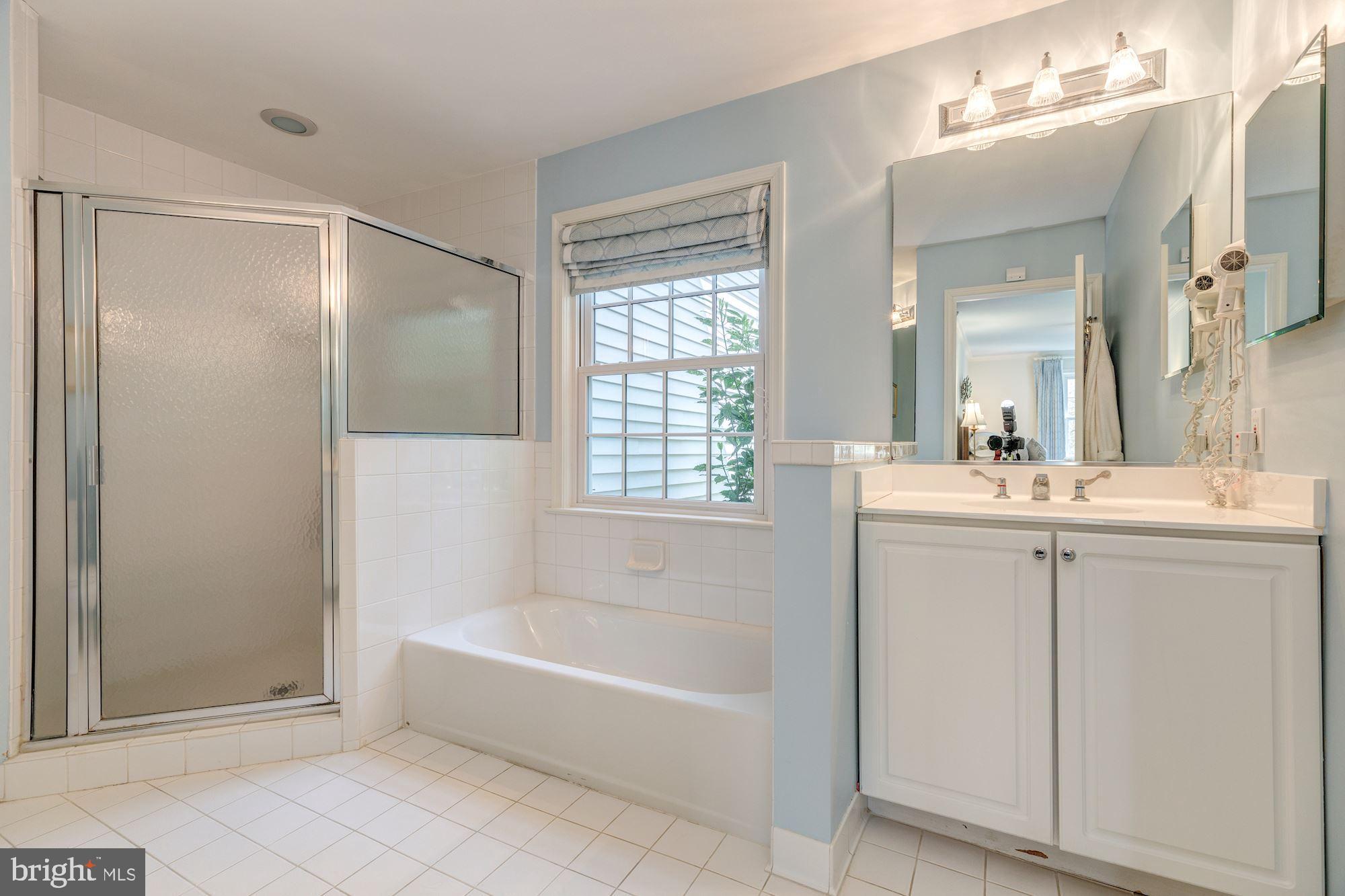 BELLEVUE FOREST - Residential