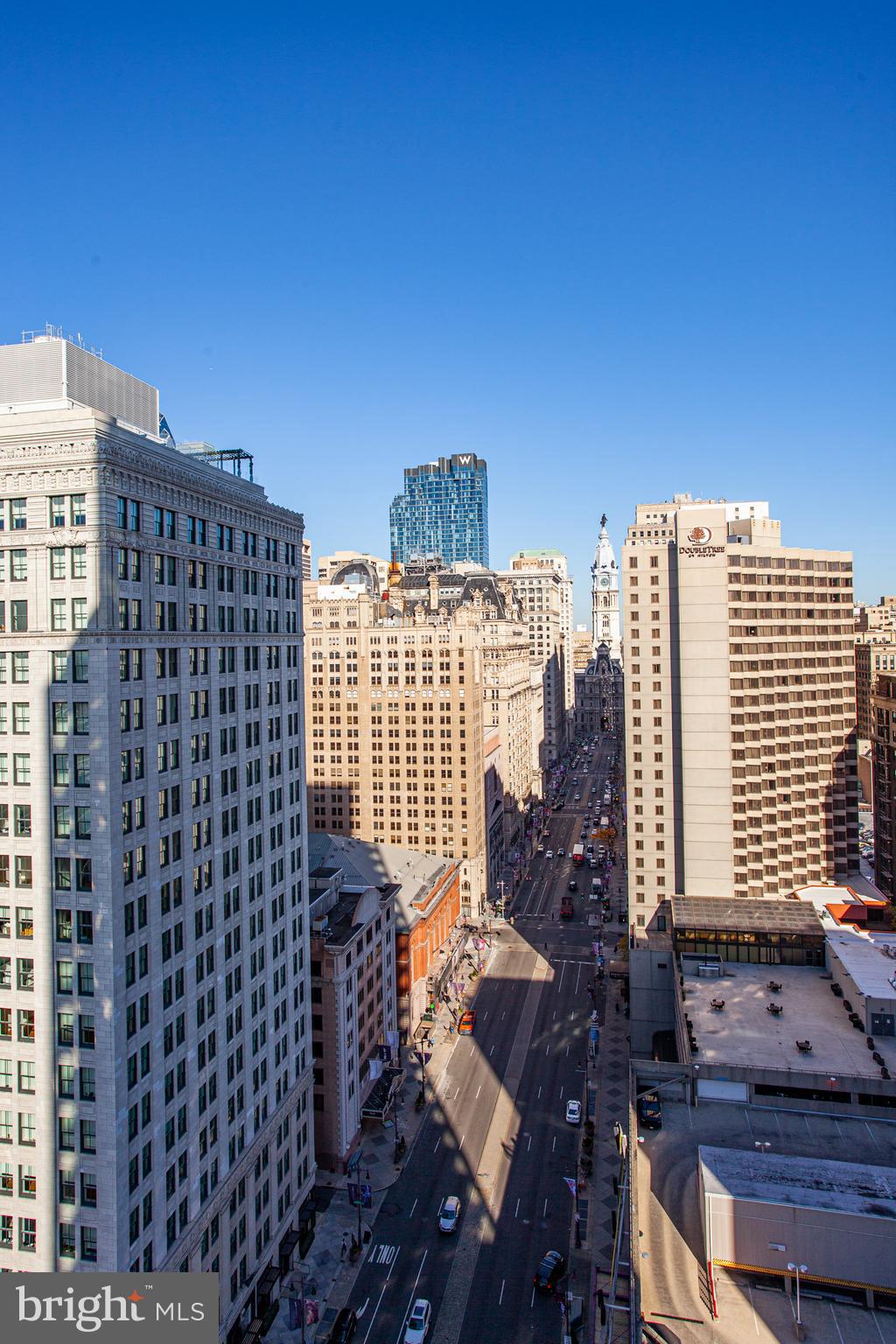 AVENUE OF THE ARTS - Residential