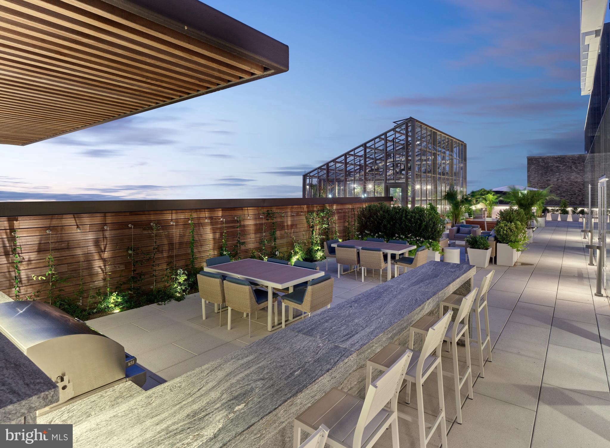 AVENUE OF THE ARTS - Residential