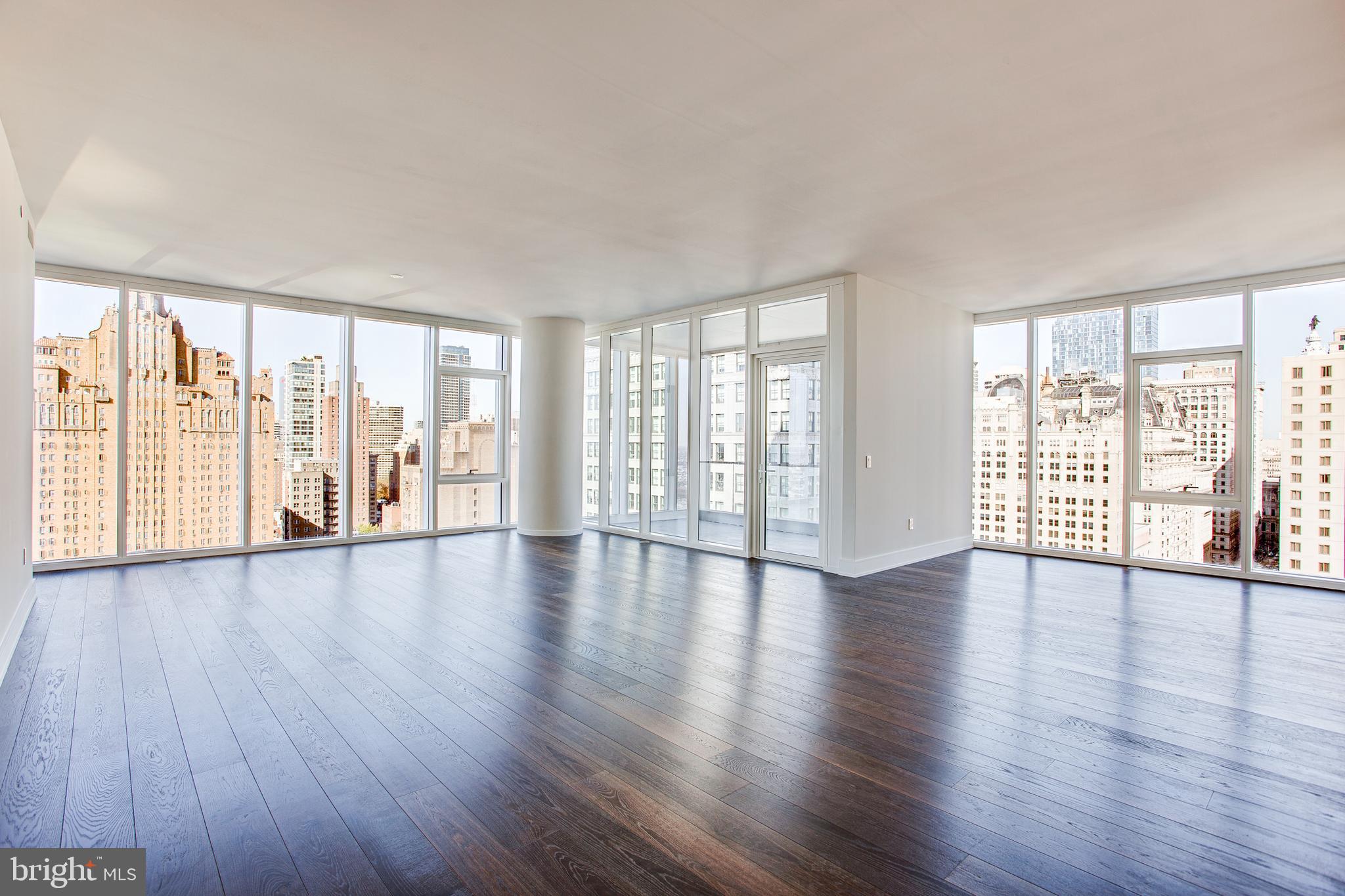 AVENUE OF THE ARTS - Residential