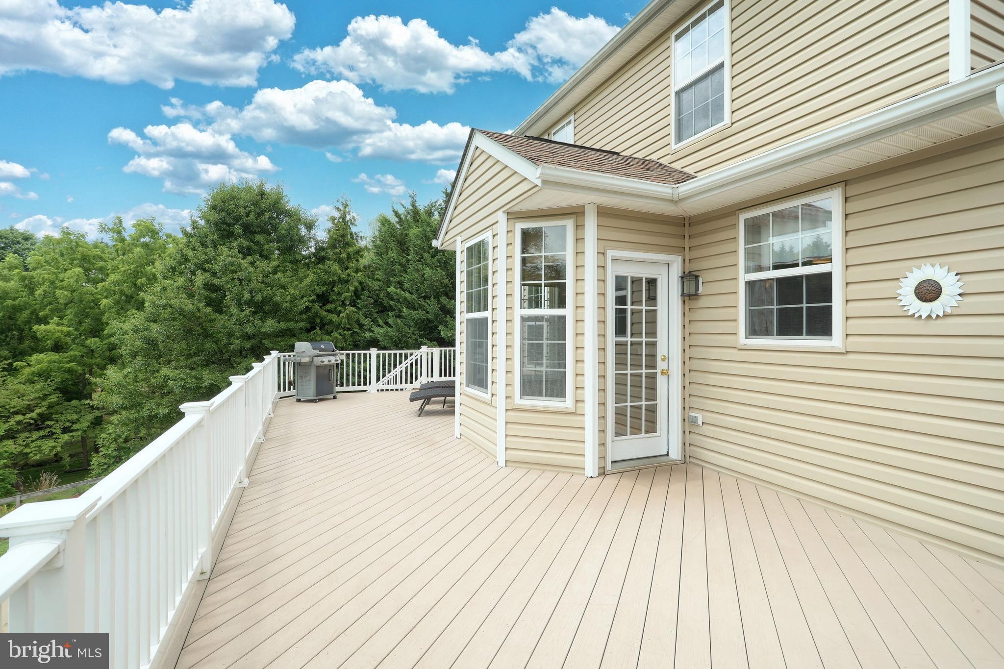 SUMMER'S GLEN - Residential