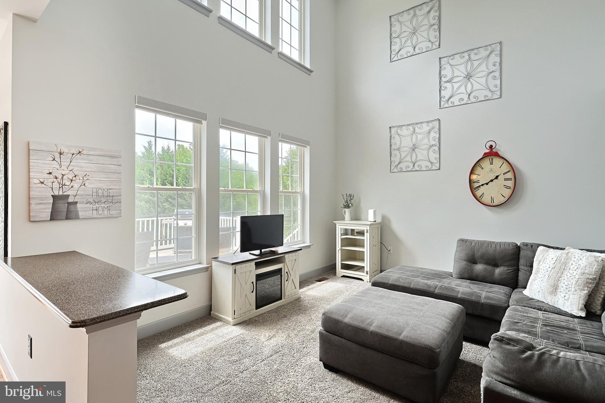 SUMMER'S GLEN - Residential