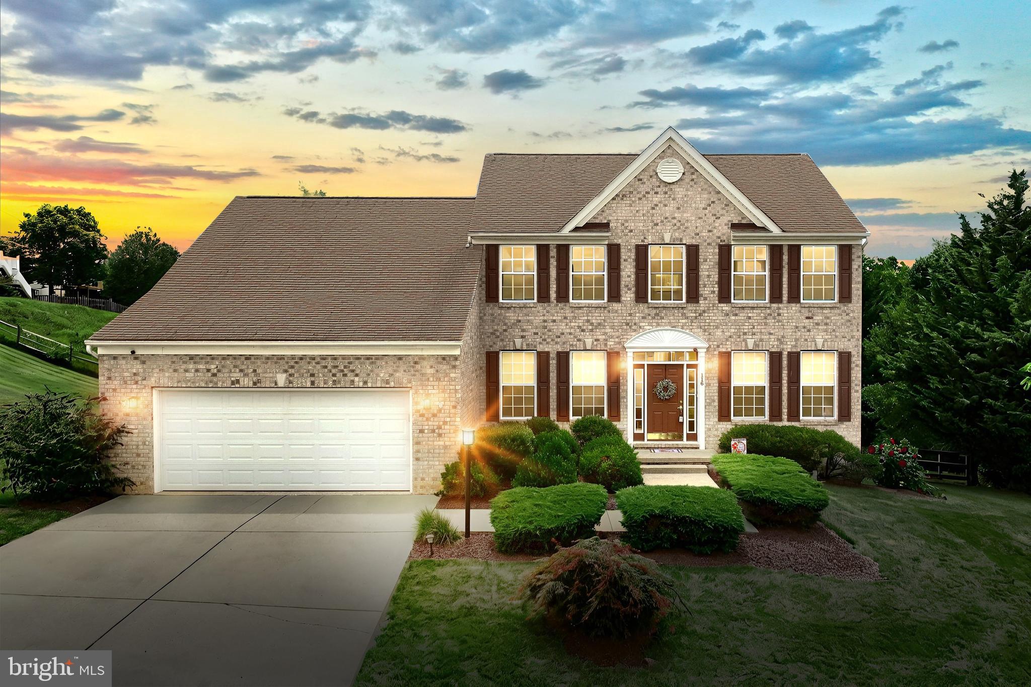 SUMMER'S GLEN - Residential