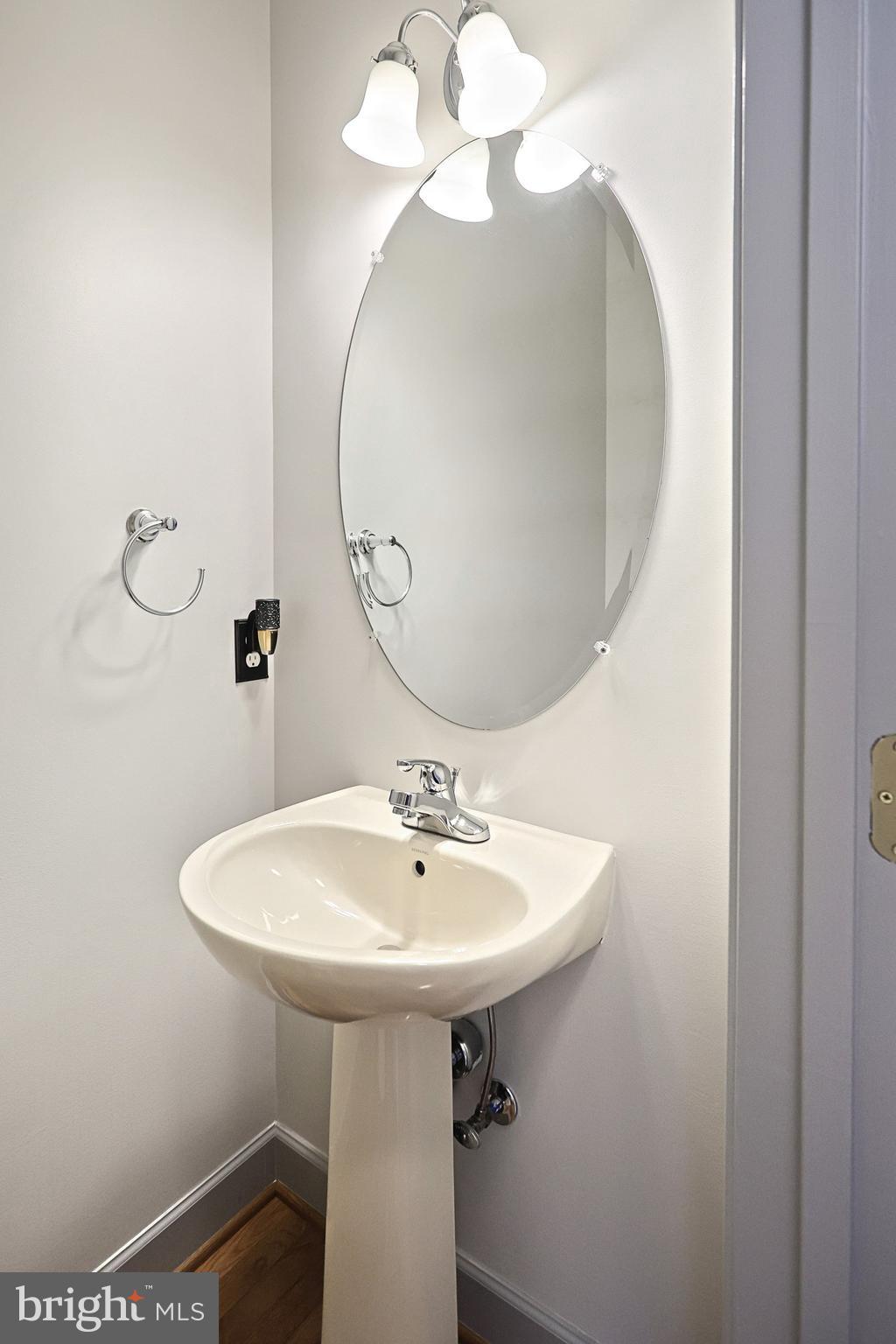 SUMMER'S GLEN - Residential