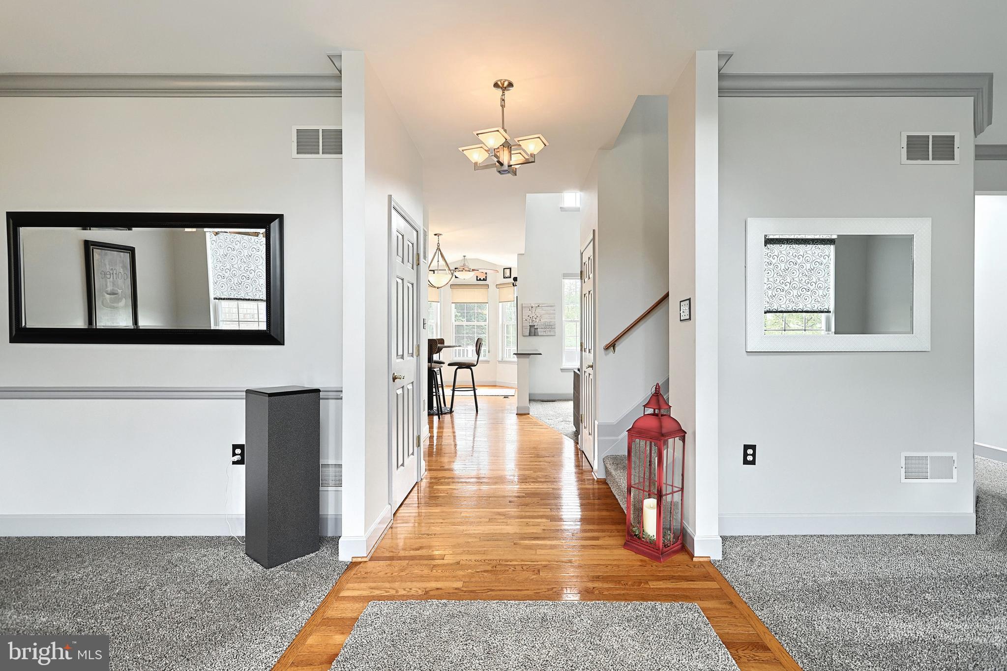 SUMMER'S GLEN - Residential