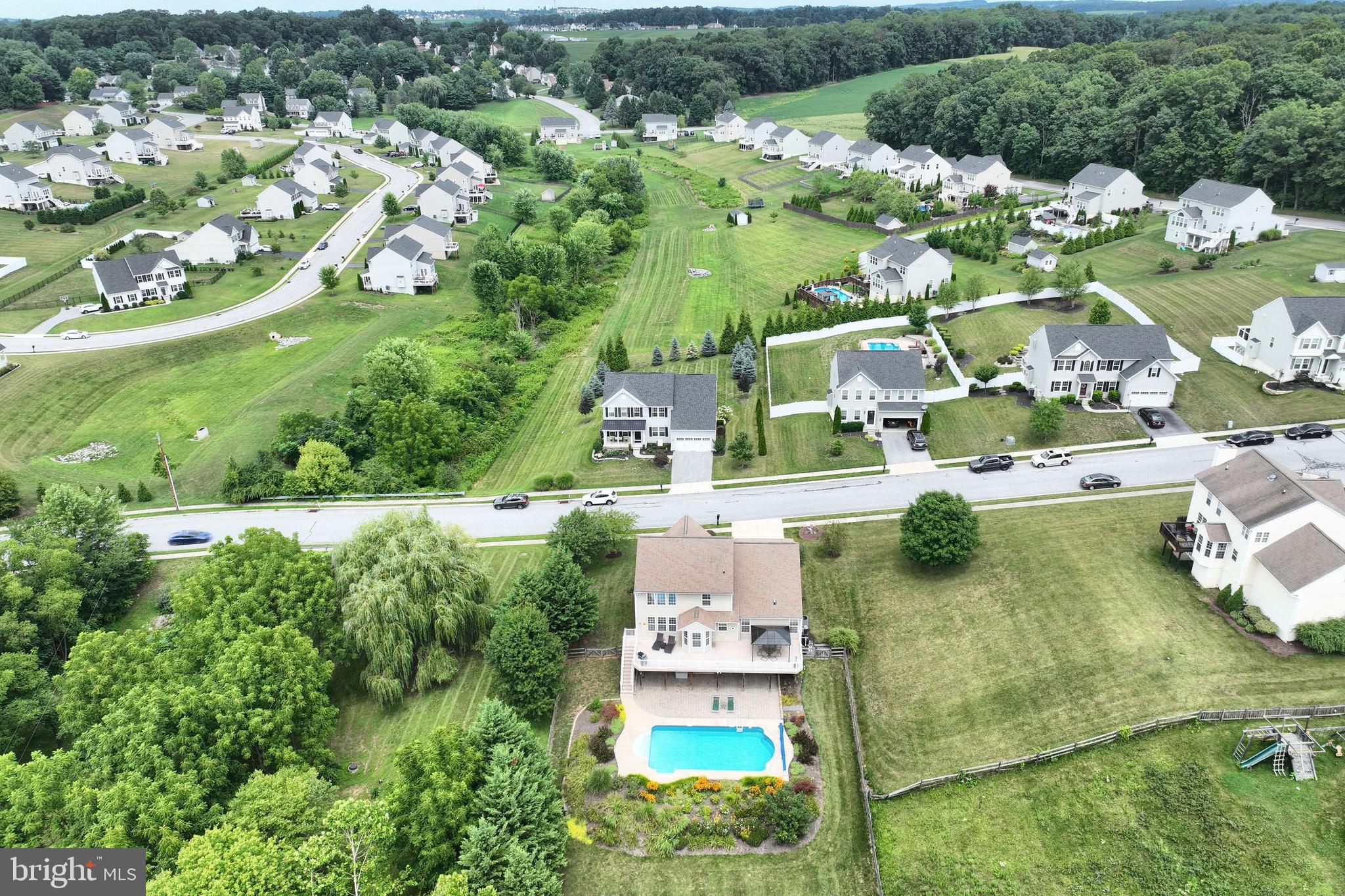 SUMMER'S GLEN - Residential