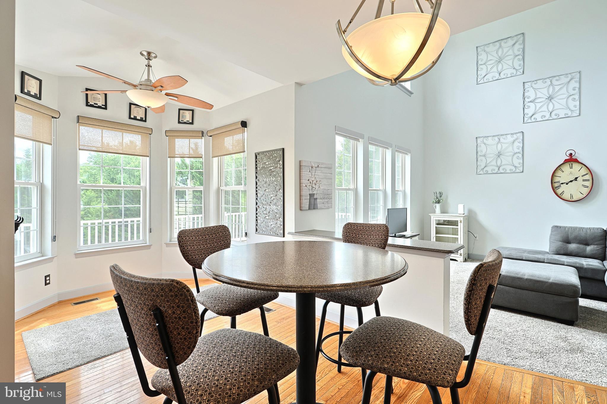 SUMMER'S GLEN - Residential