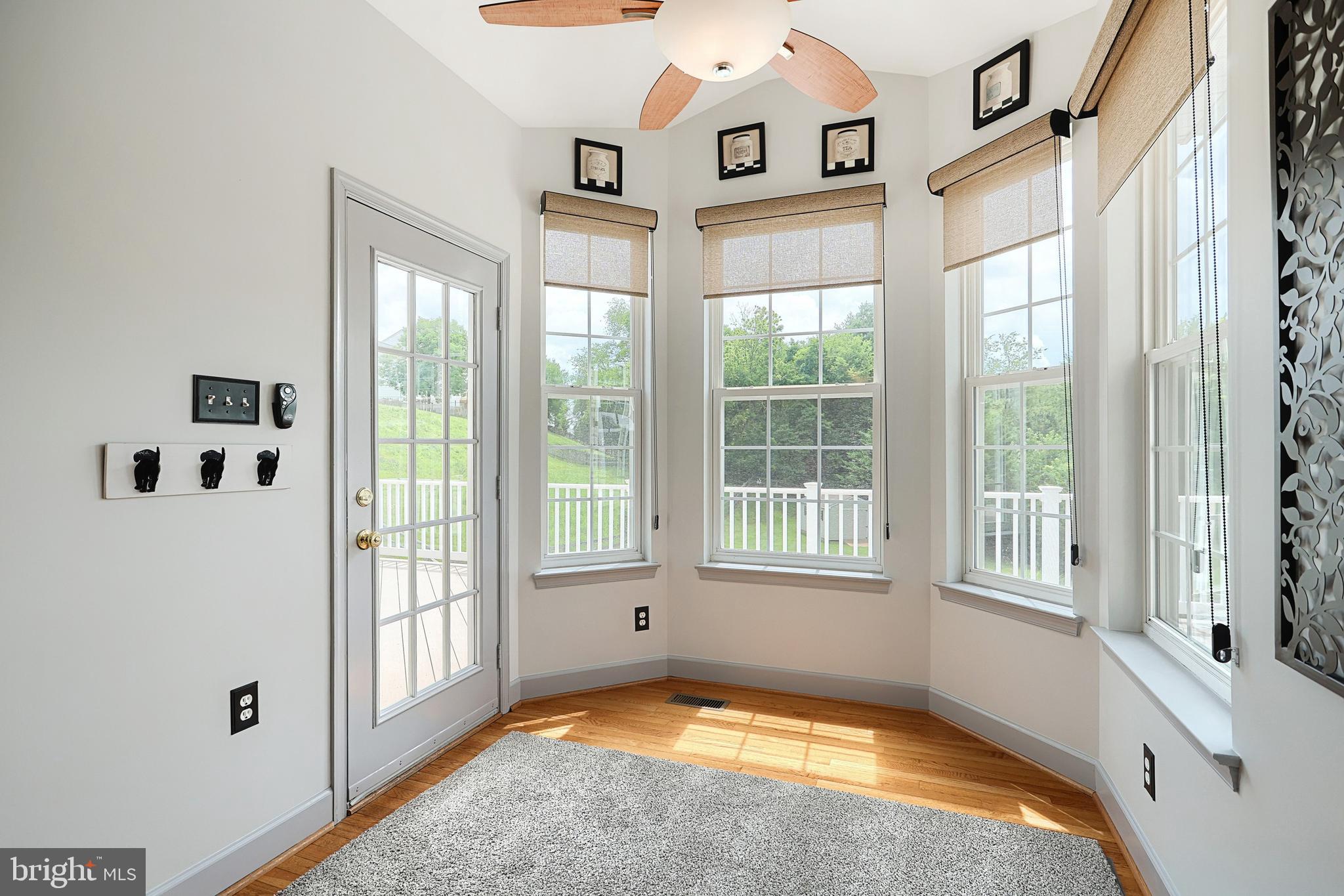 SUMMER'S GLEN - Residential