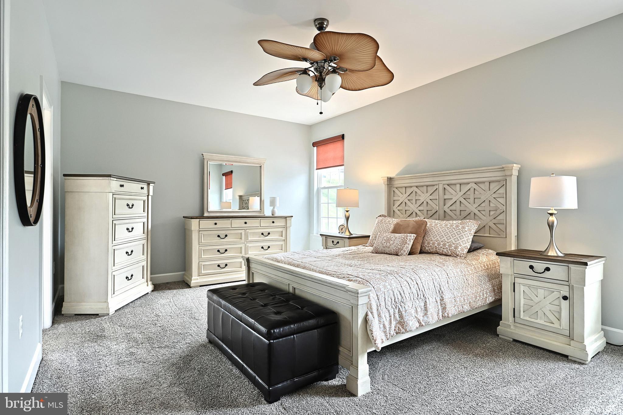 SUMMER'S GLEN - Residential