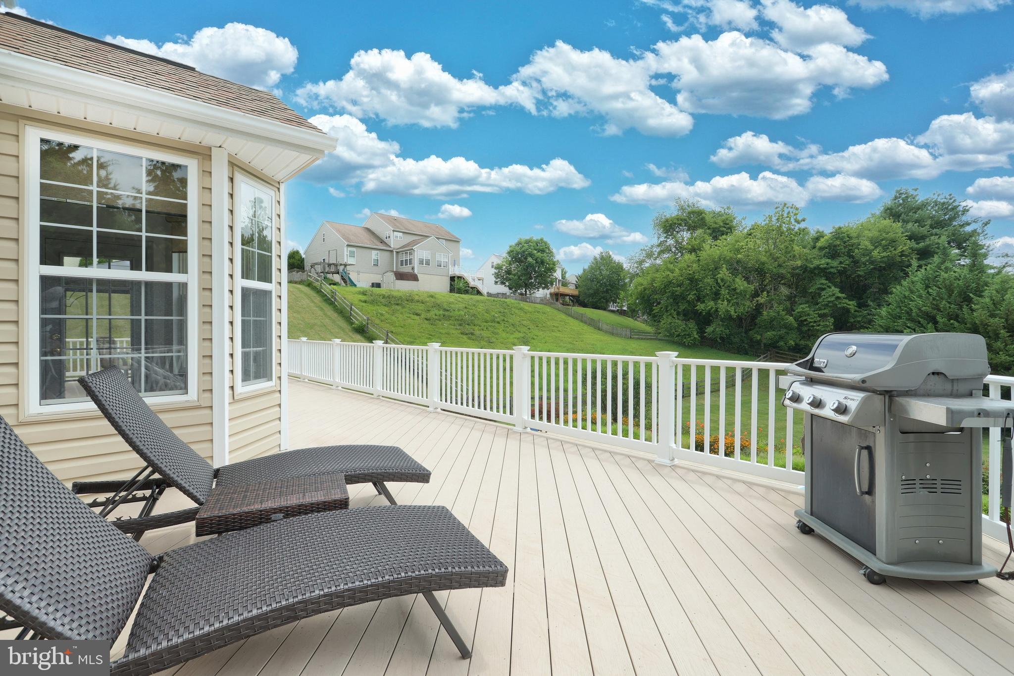 SUMMER'S GLEN - Residential