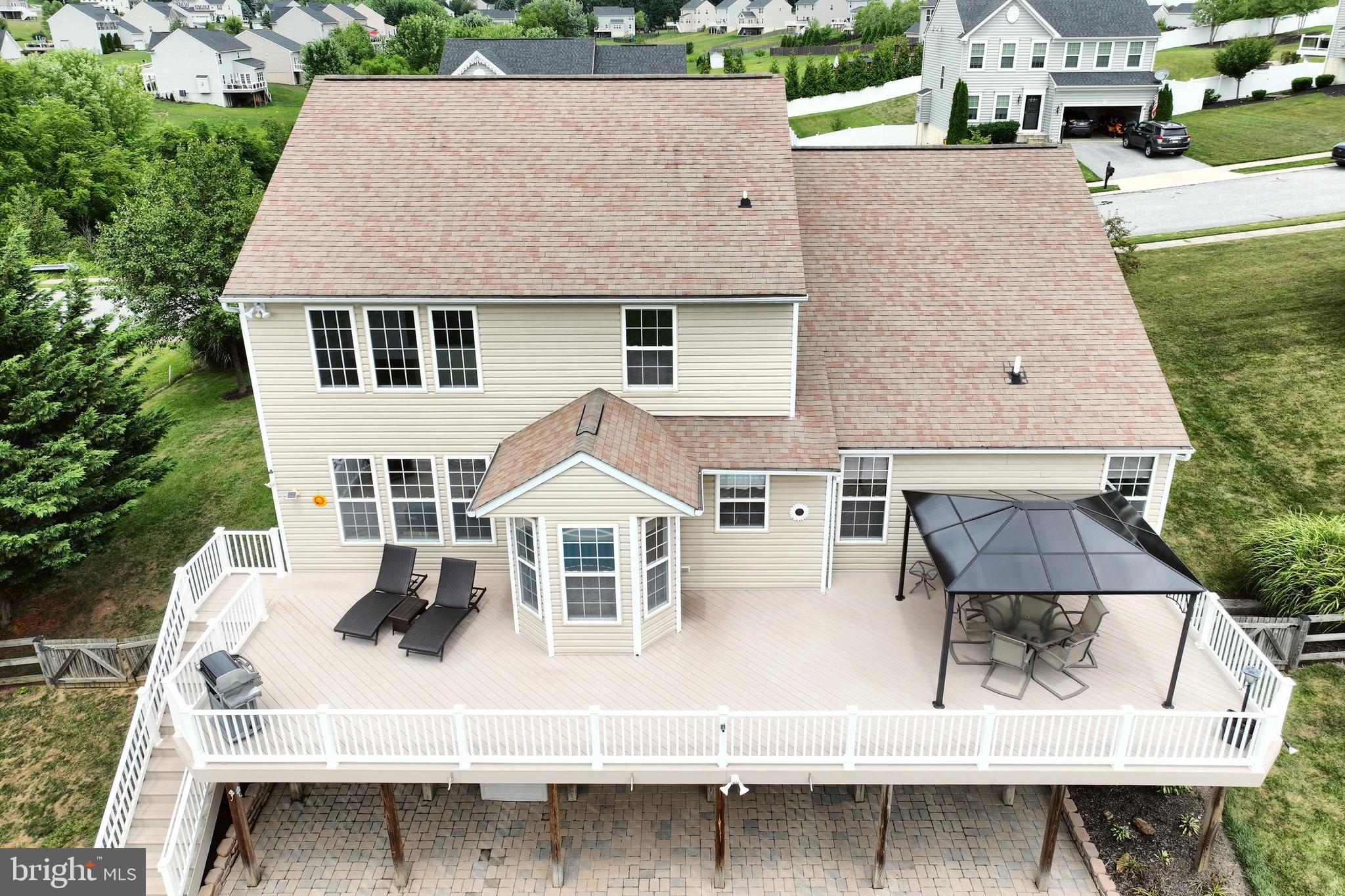 SUMMER'S GLEN - Residential