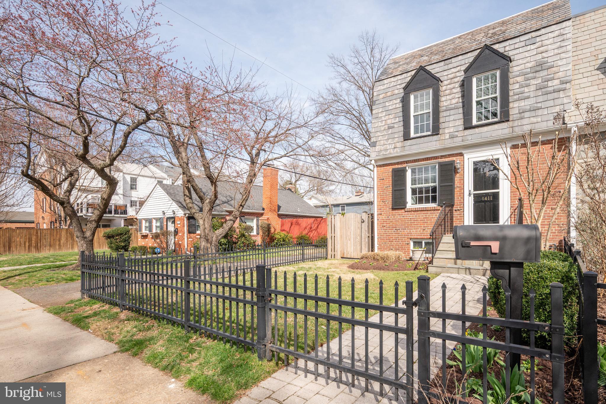 DEL RAY - Residential