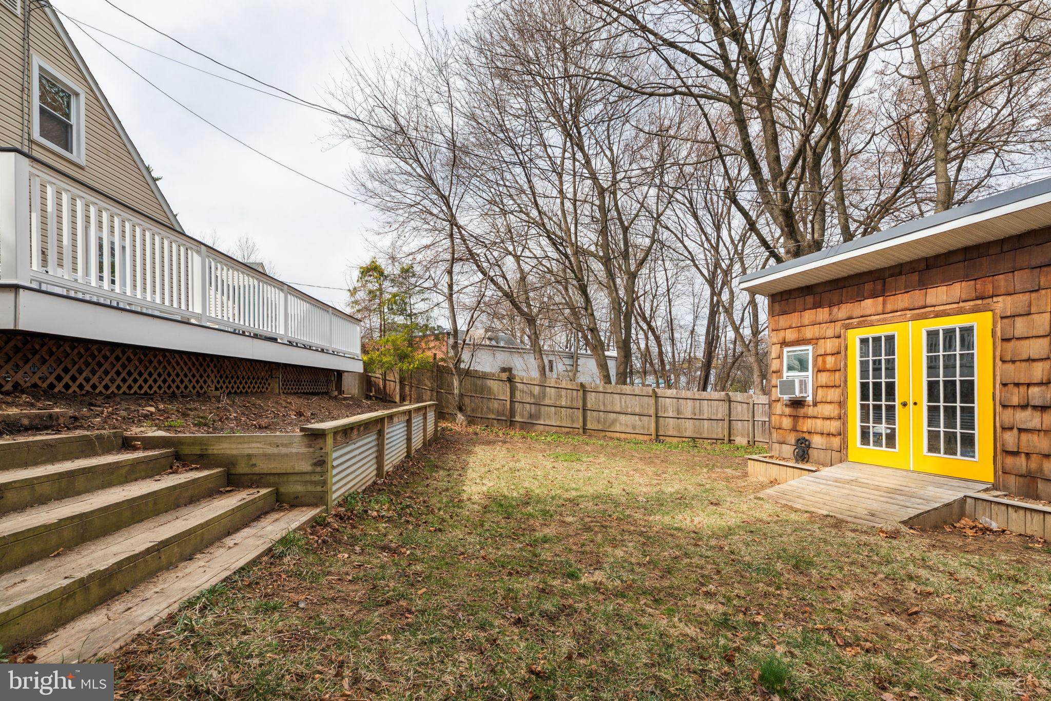 ROSLYN - Residential