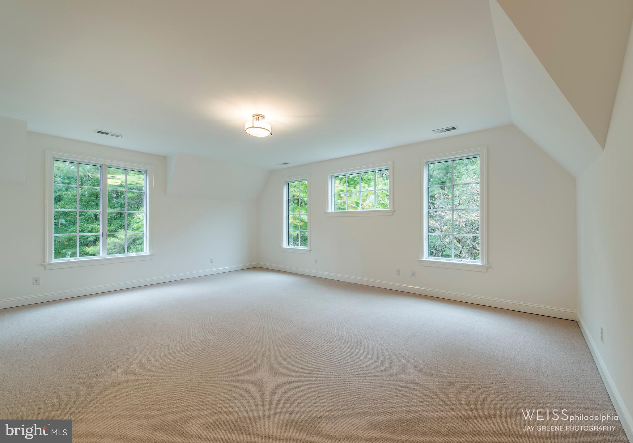 SYDBURY GLEN - Residential