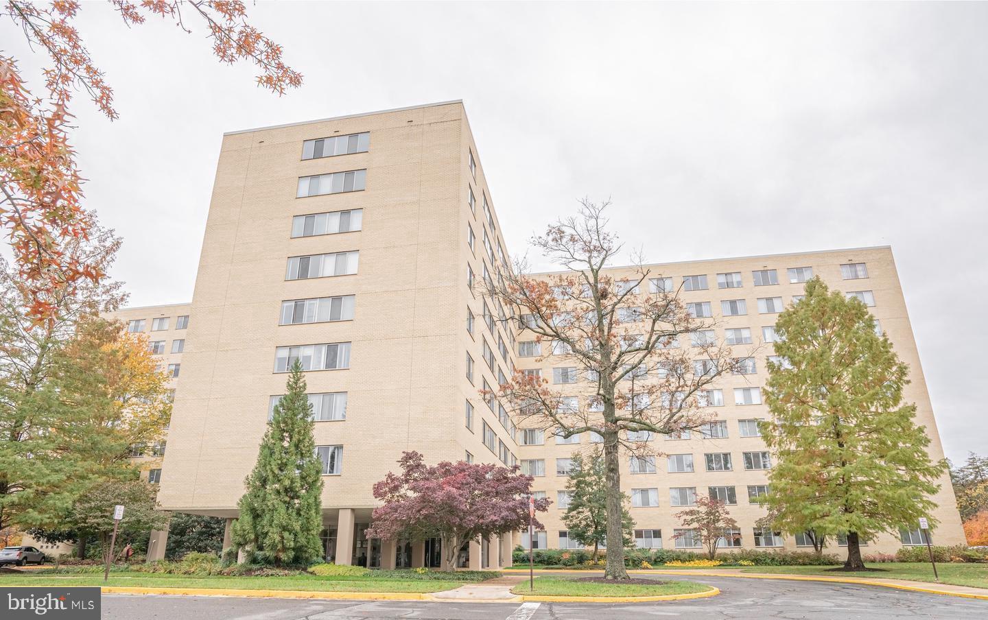 6631 WAKEFIELD DRIVE 707