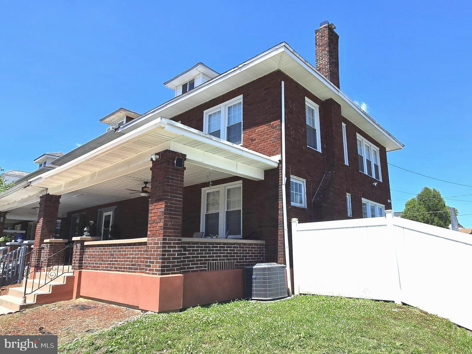 257 E JACKSON STREET