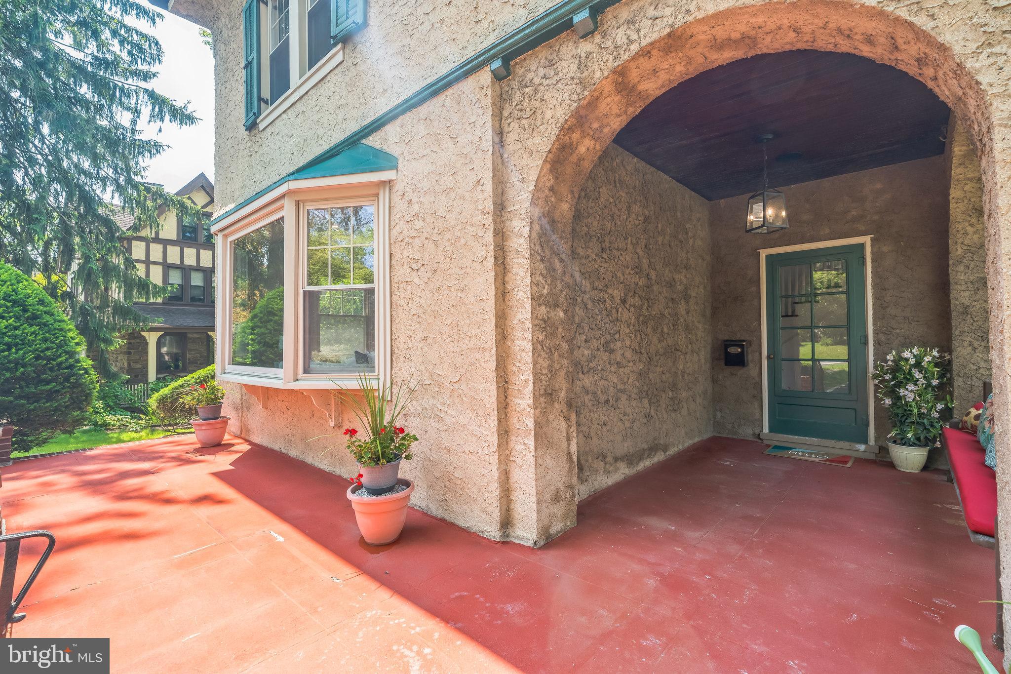 215 SUMMIT AVENUE