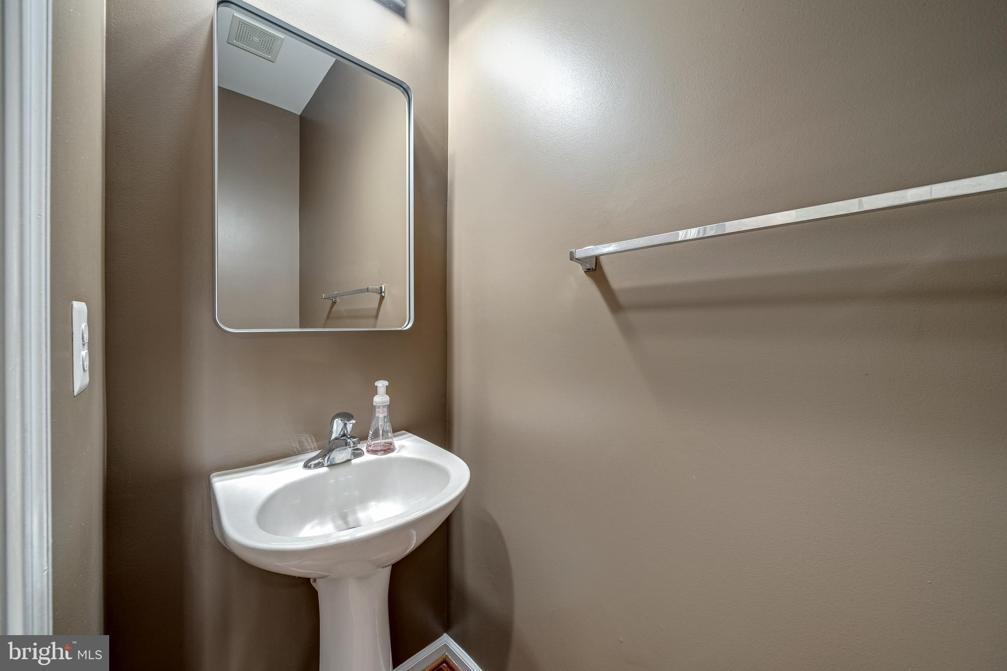 FRONTIER SPRING - Residential