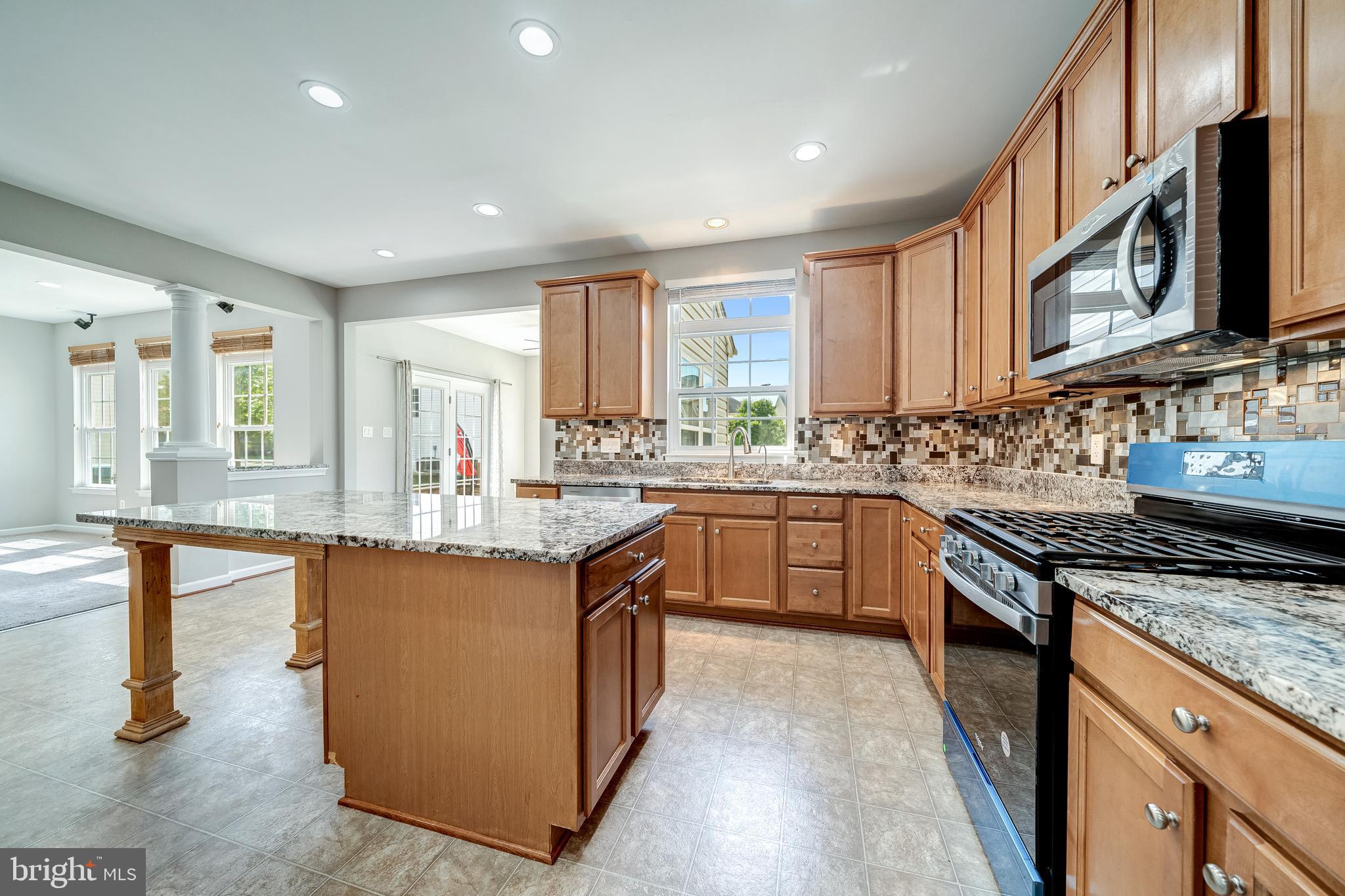 FRONTIER SPRING - Residential