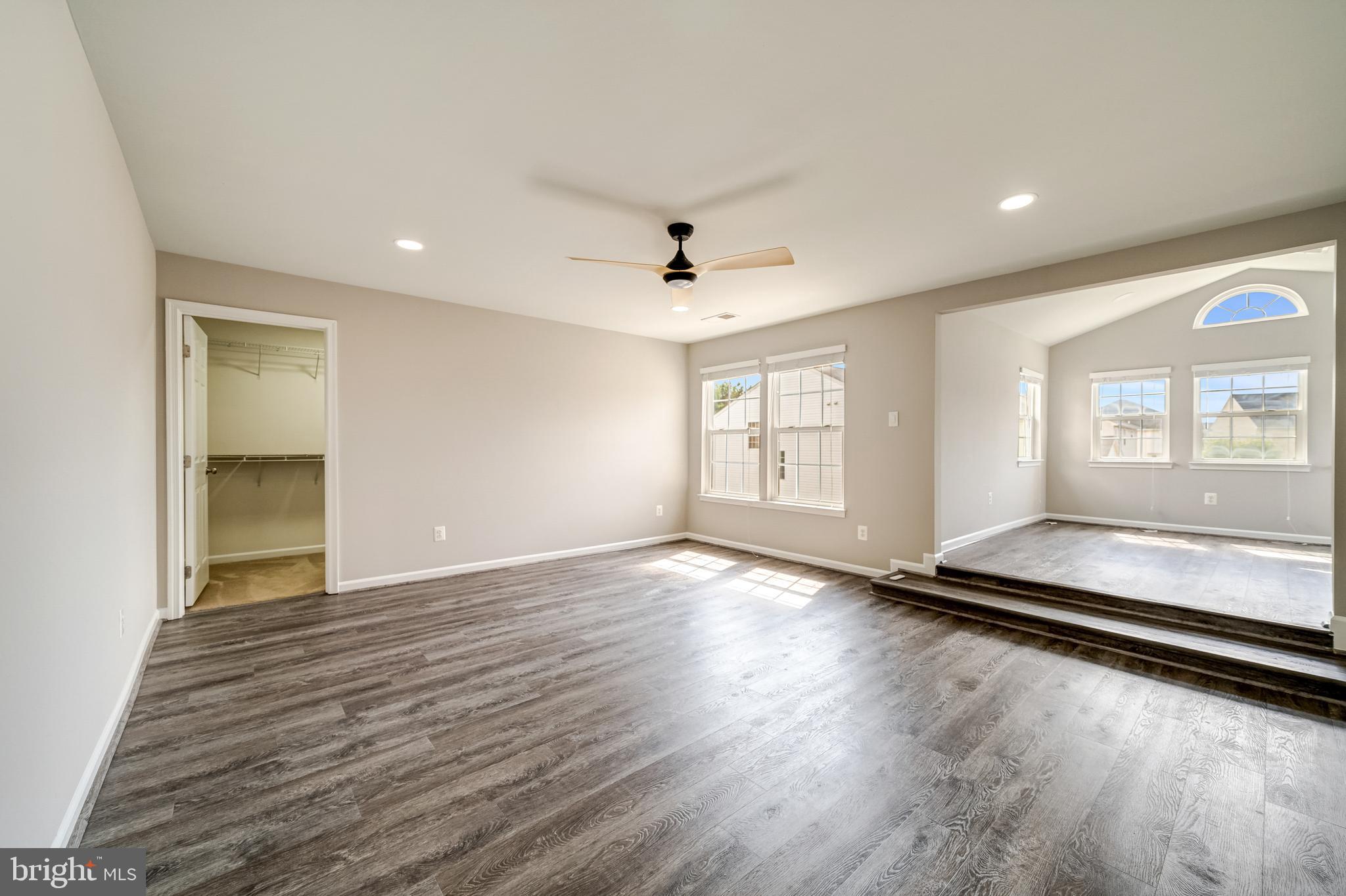 FRONTIER SPRING - Residential