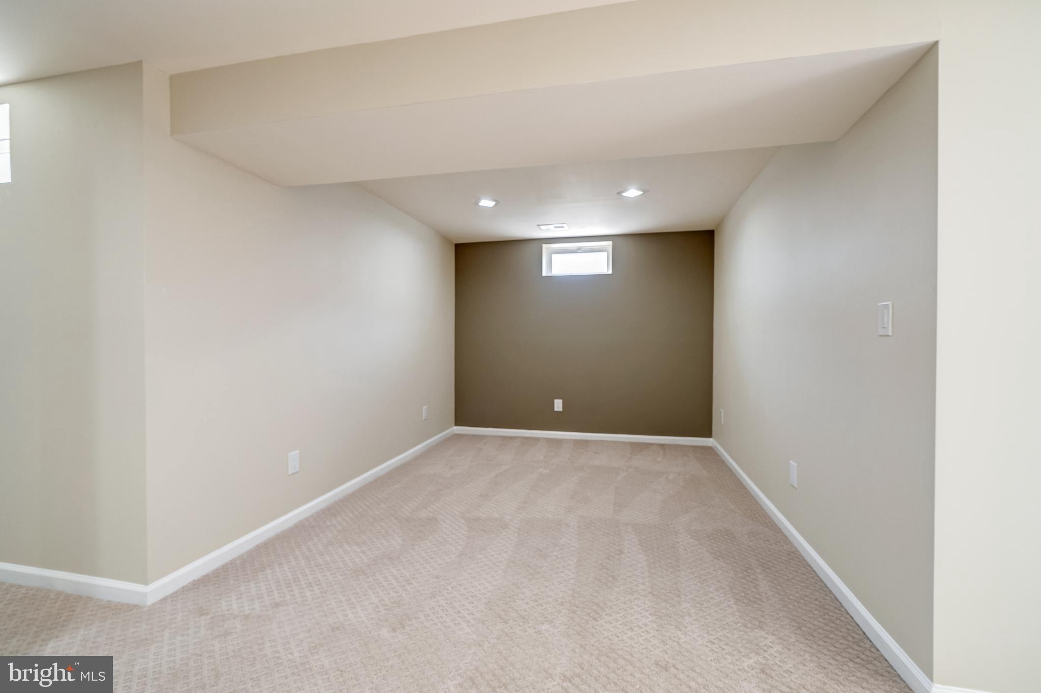 FRONTIER SPRING - Residential