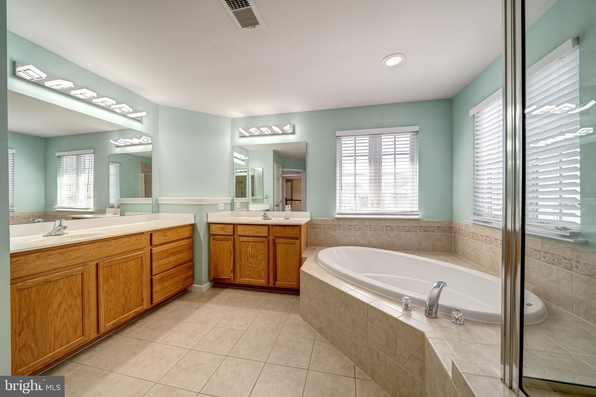 FRONTIER SPRING - Residential