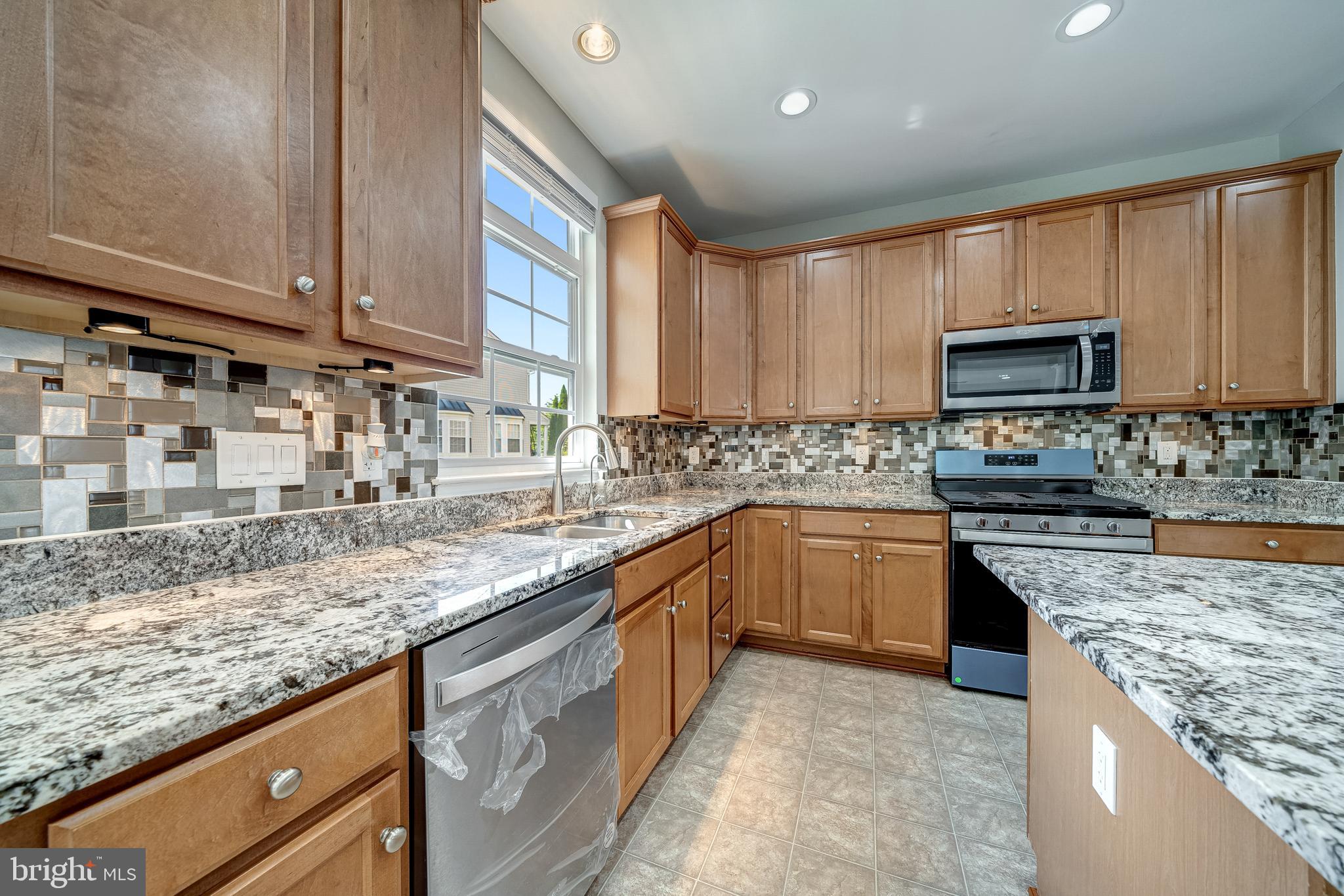 FRONTIER SPRING - Residential