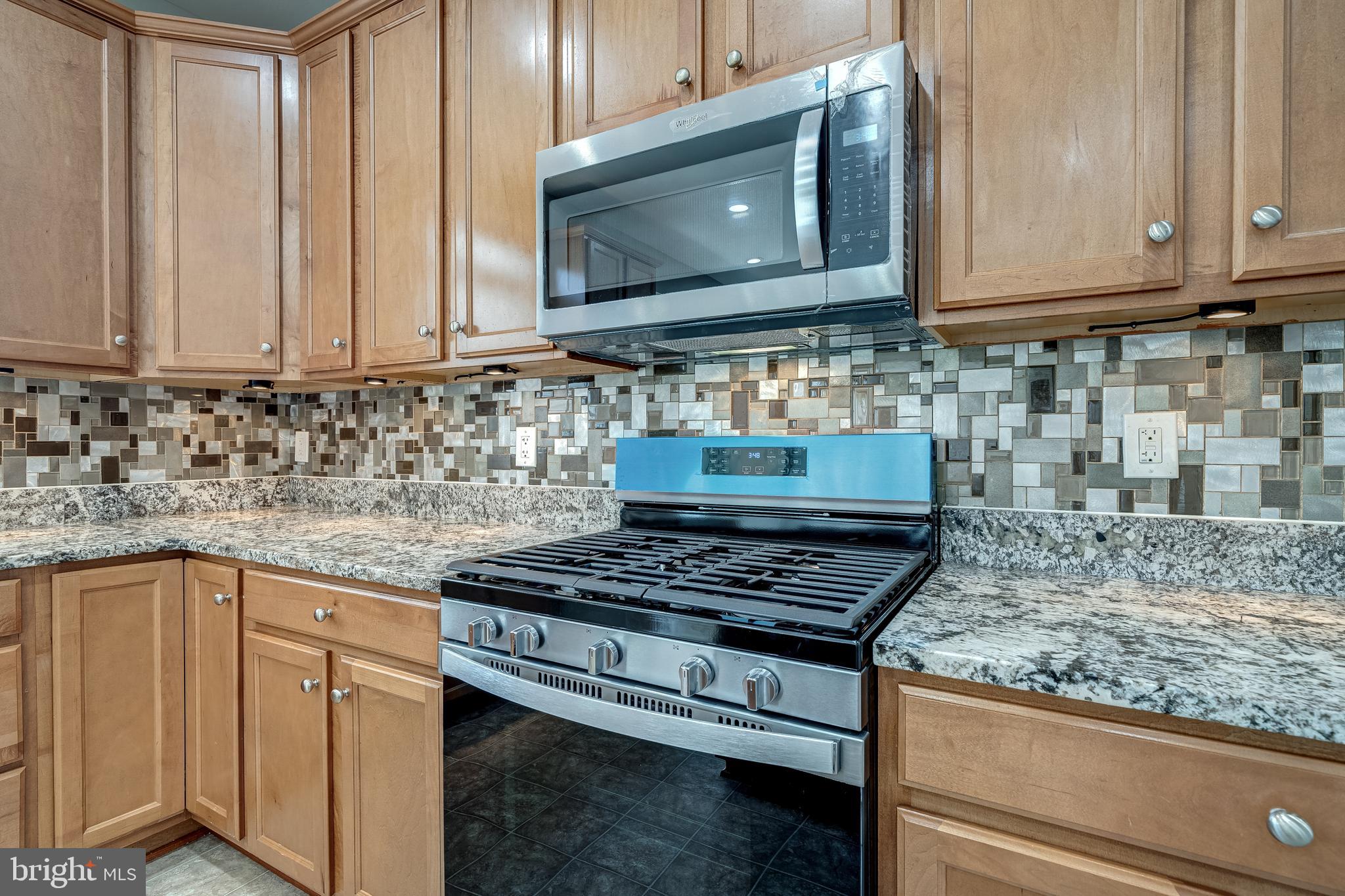 FRONTIER SPRING - Residential