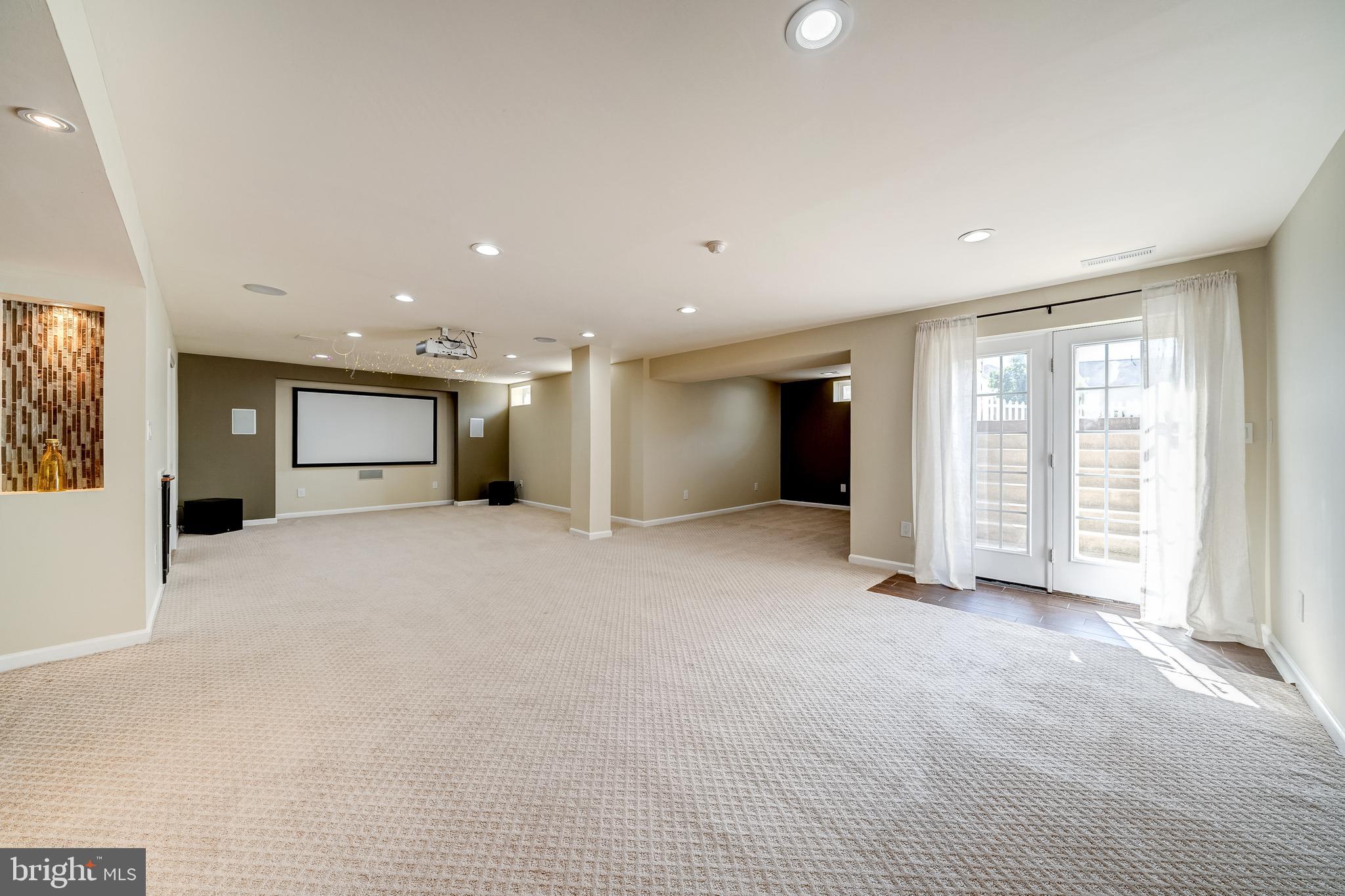 FRONTIER SPRING - Residential