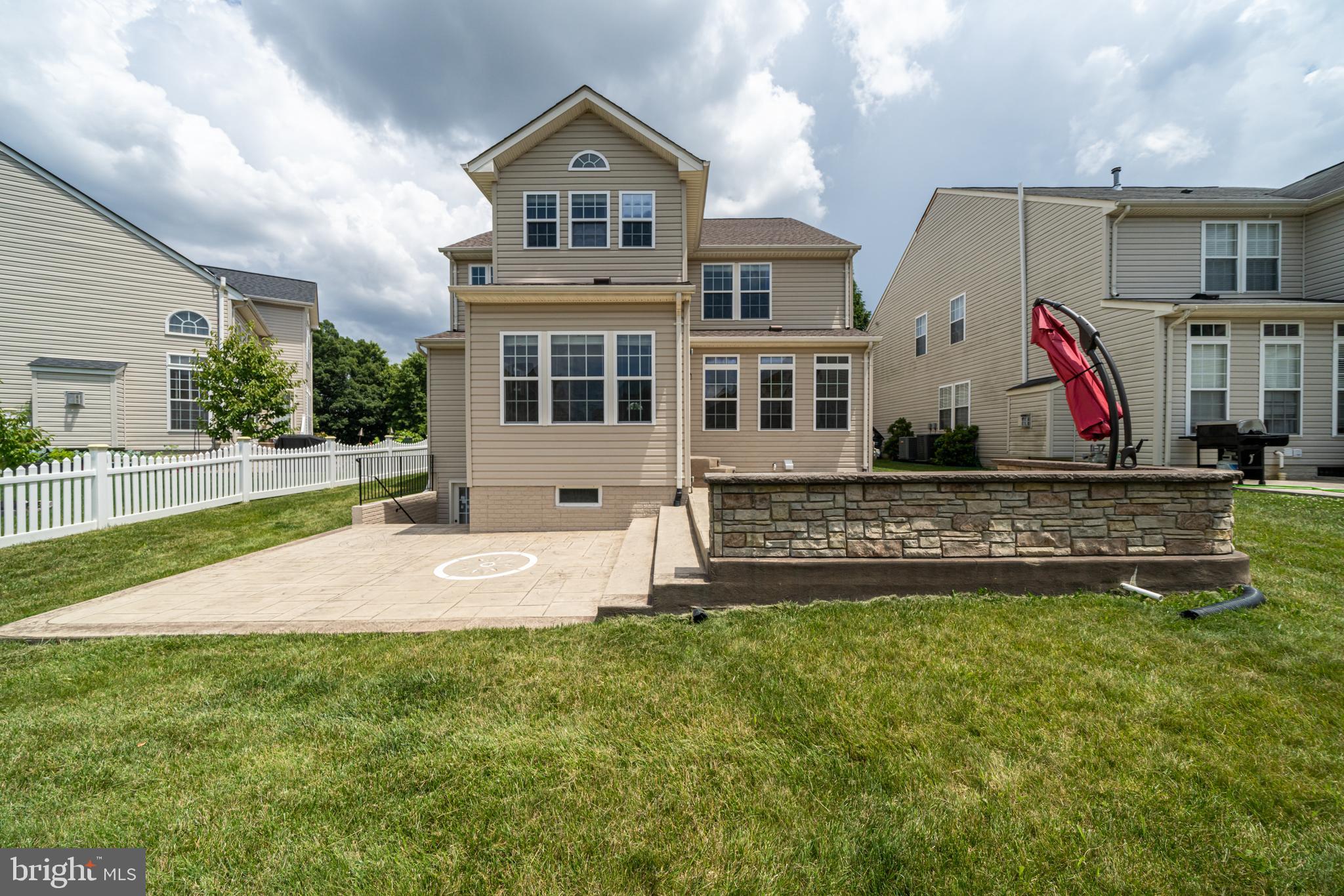 FRONTIER SPRING - Residential