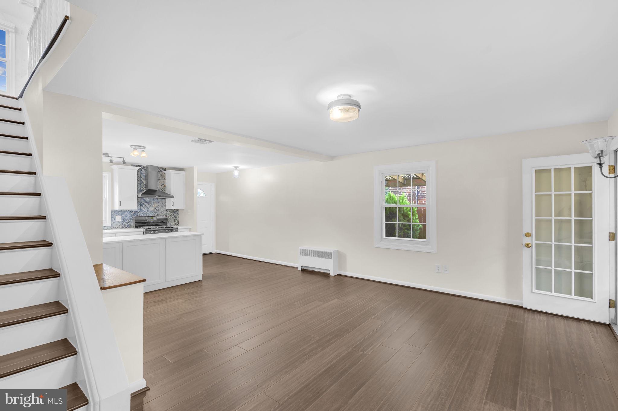 WARWICK VILLAGE - Residential Lease