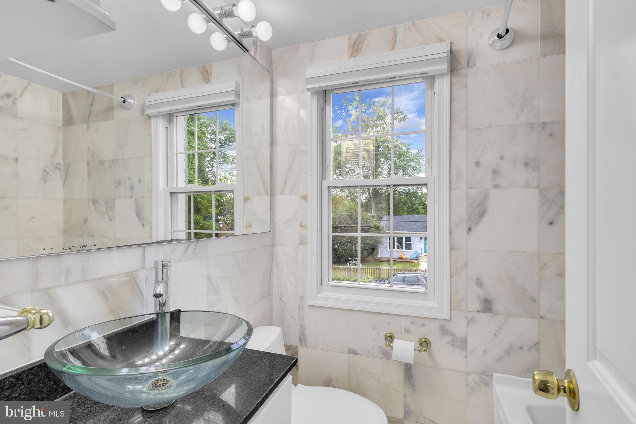 WARWICK VILLAGE - Residential Lease