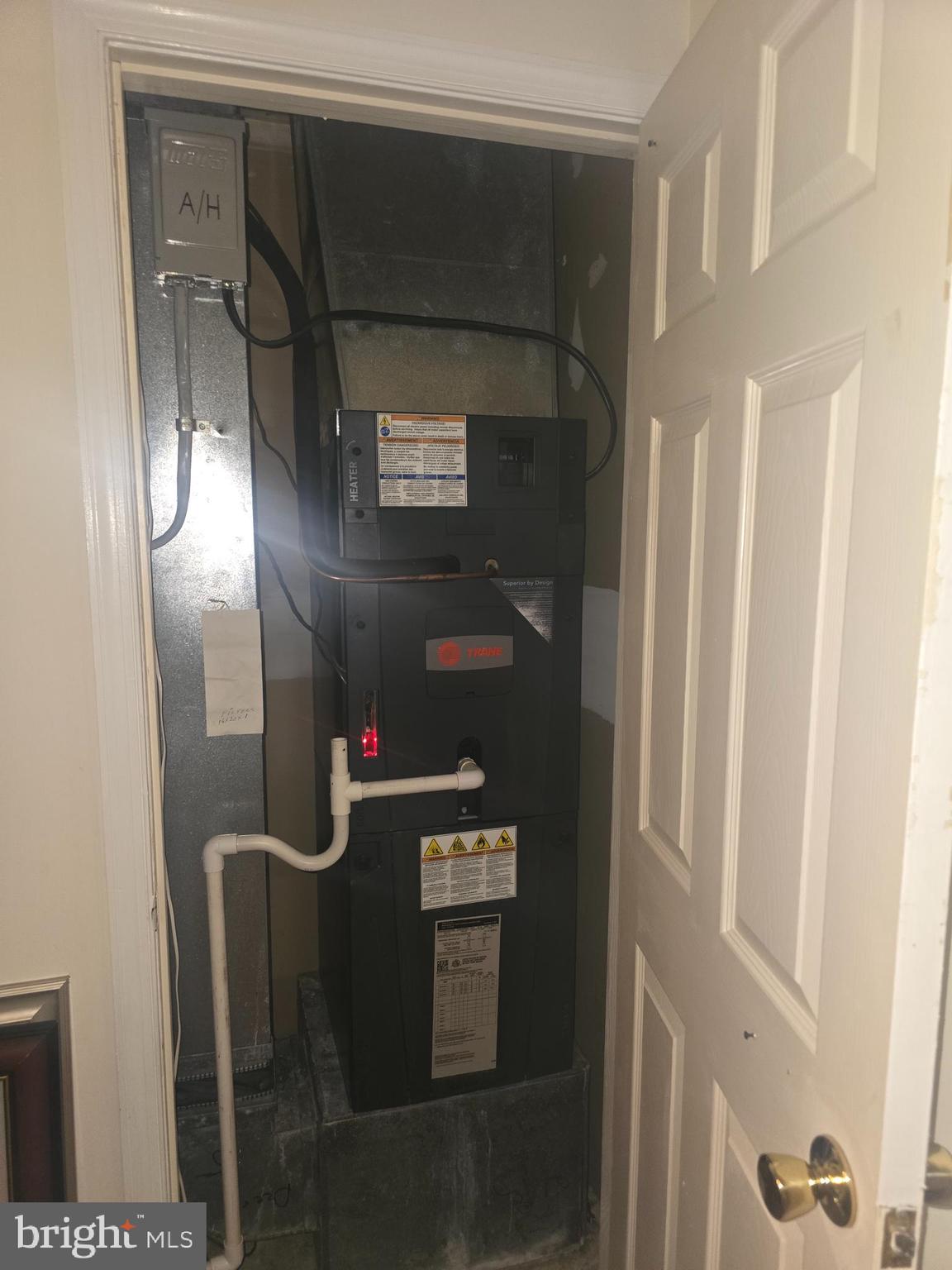 ST CHARLES SUB - HAMPSHIRE - Residential