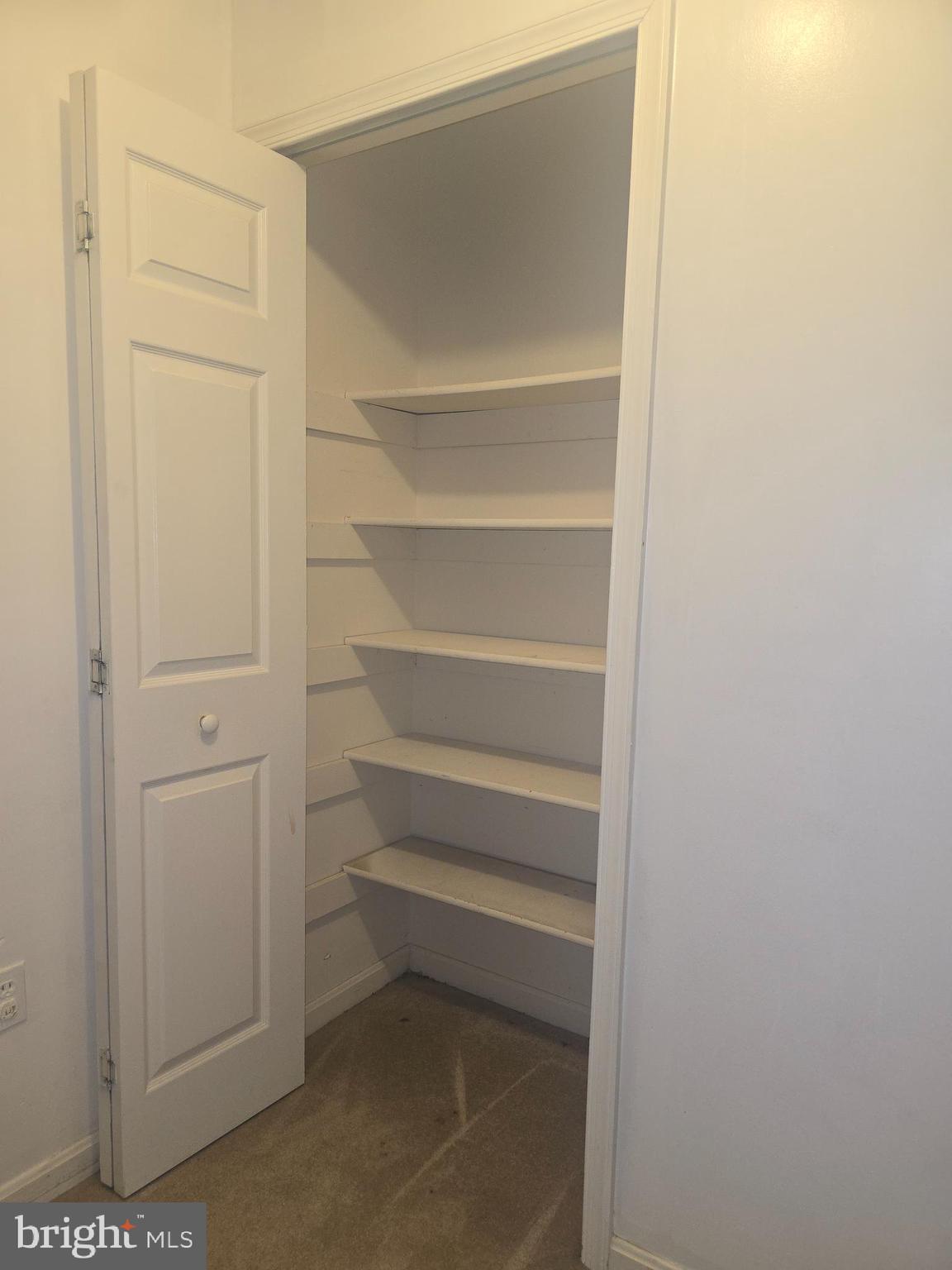 ST CHARLES SUB - HAMPSHIRE - Residential