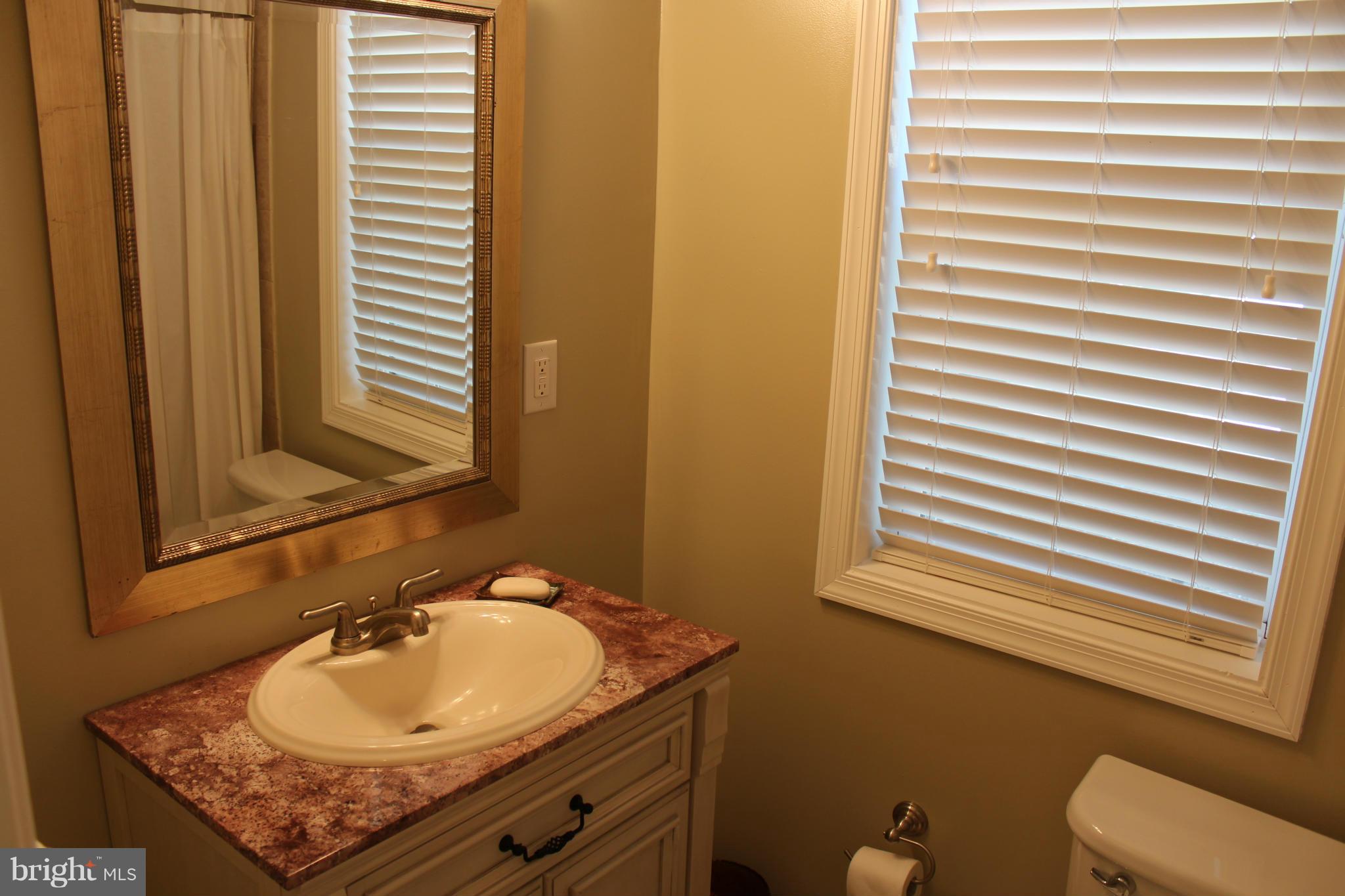 COBB ISLAND - Residential