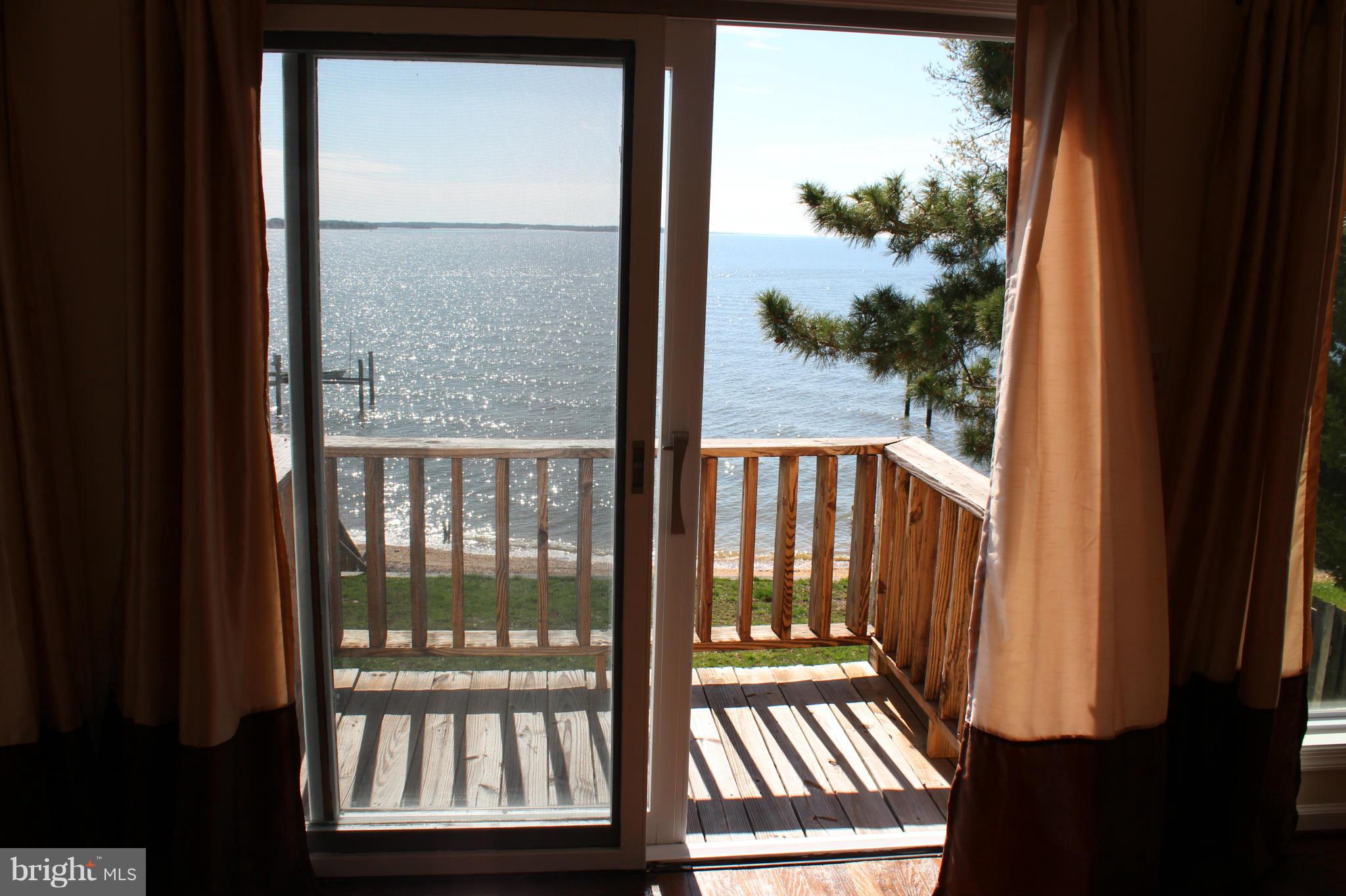 COBB ISLAND - Residential