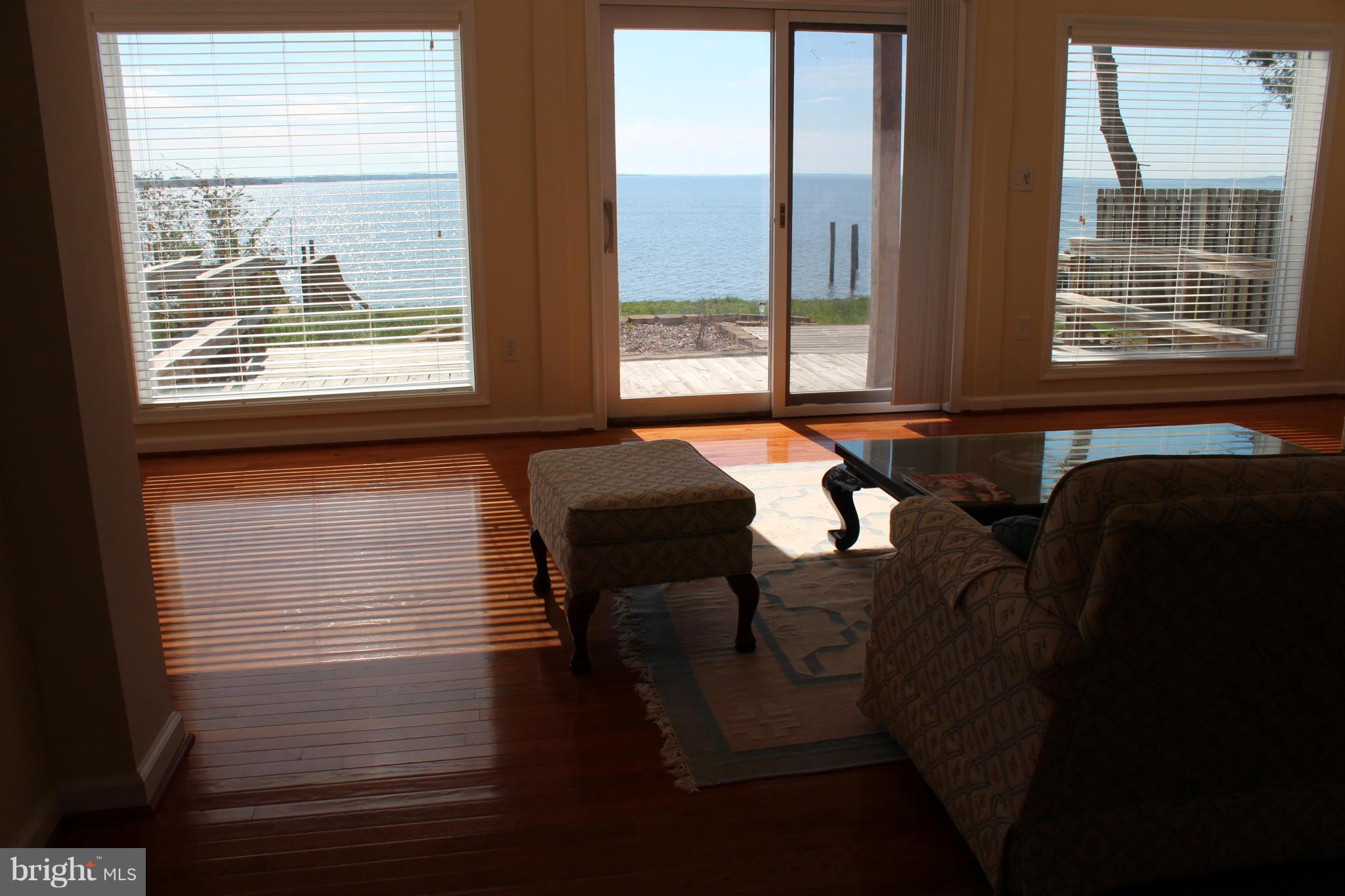 COBB ISLAND - Residential