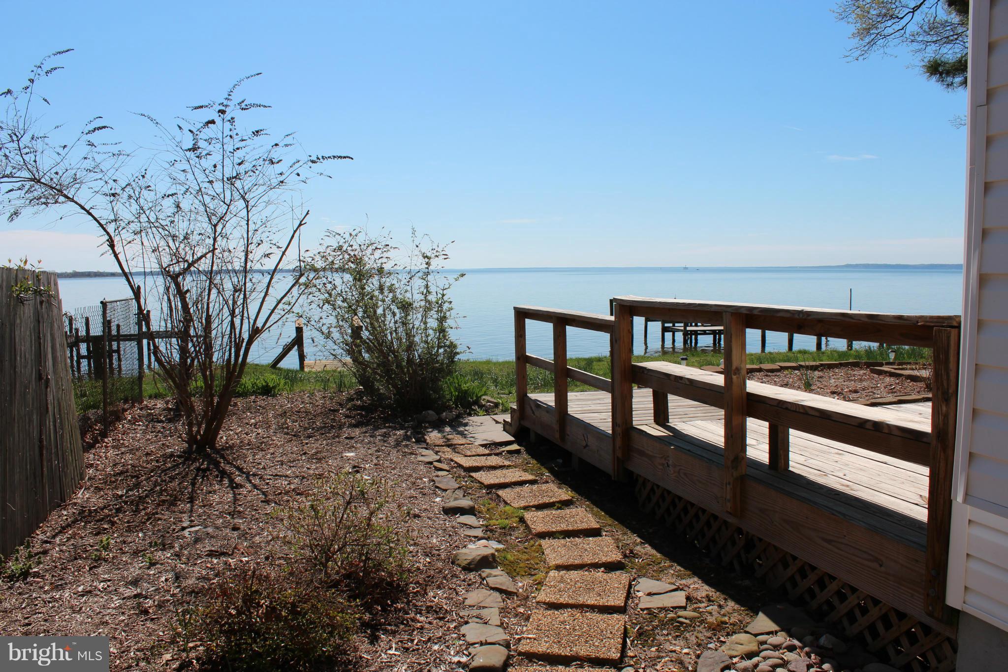 COBB ISLAND - Residential