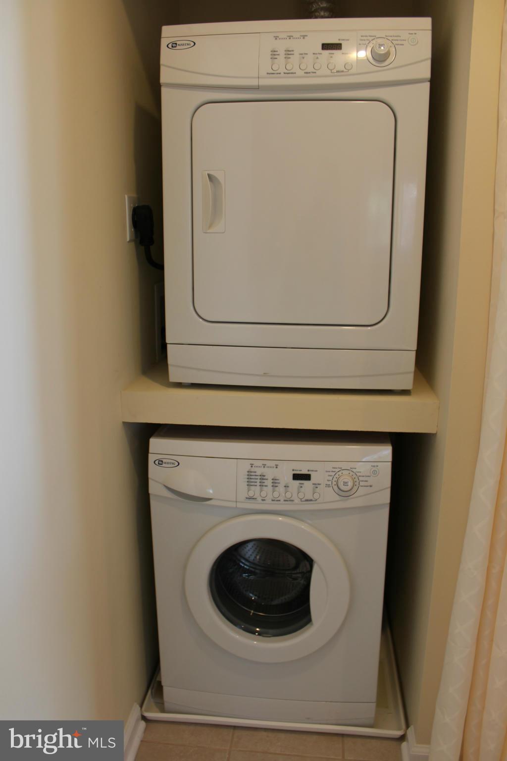 COBB ISLAND - Residential