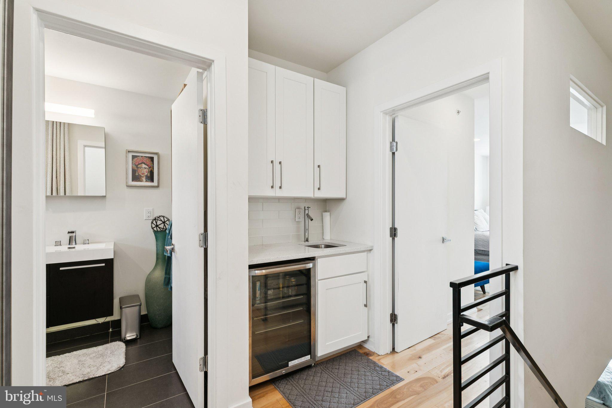 POINT BREEZE - Residential