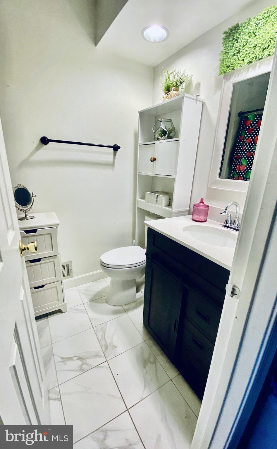 NEWGATE - Residential Lease