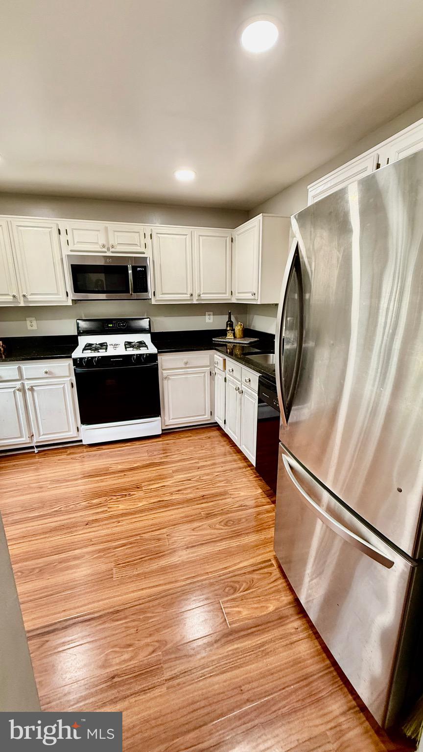 NEWGATE - Residential Lease