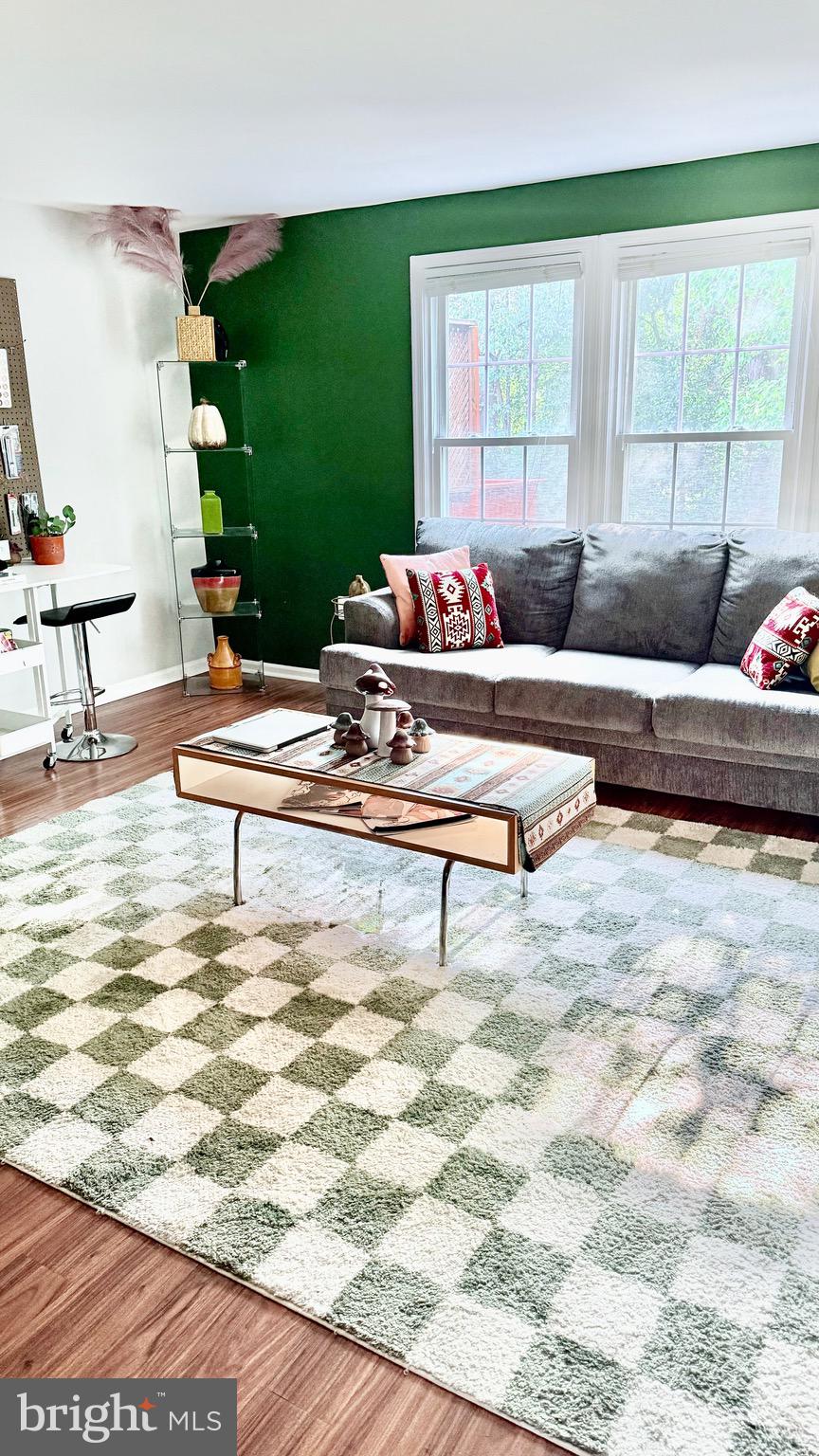 NEWGATE - Residential Lease