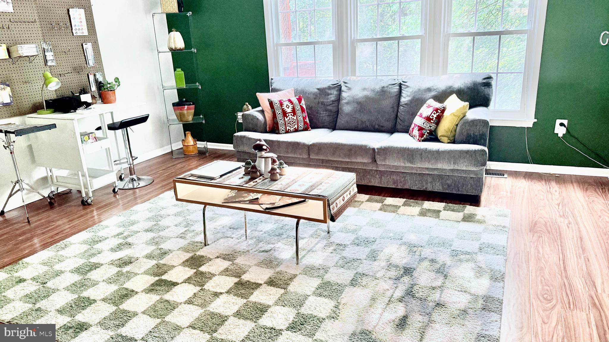 NEWGATE - Residential Lease